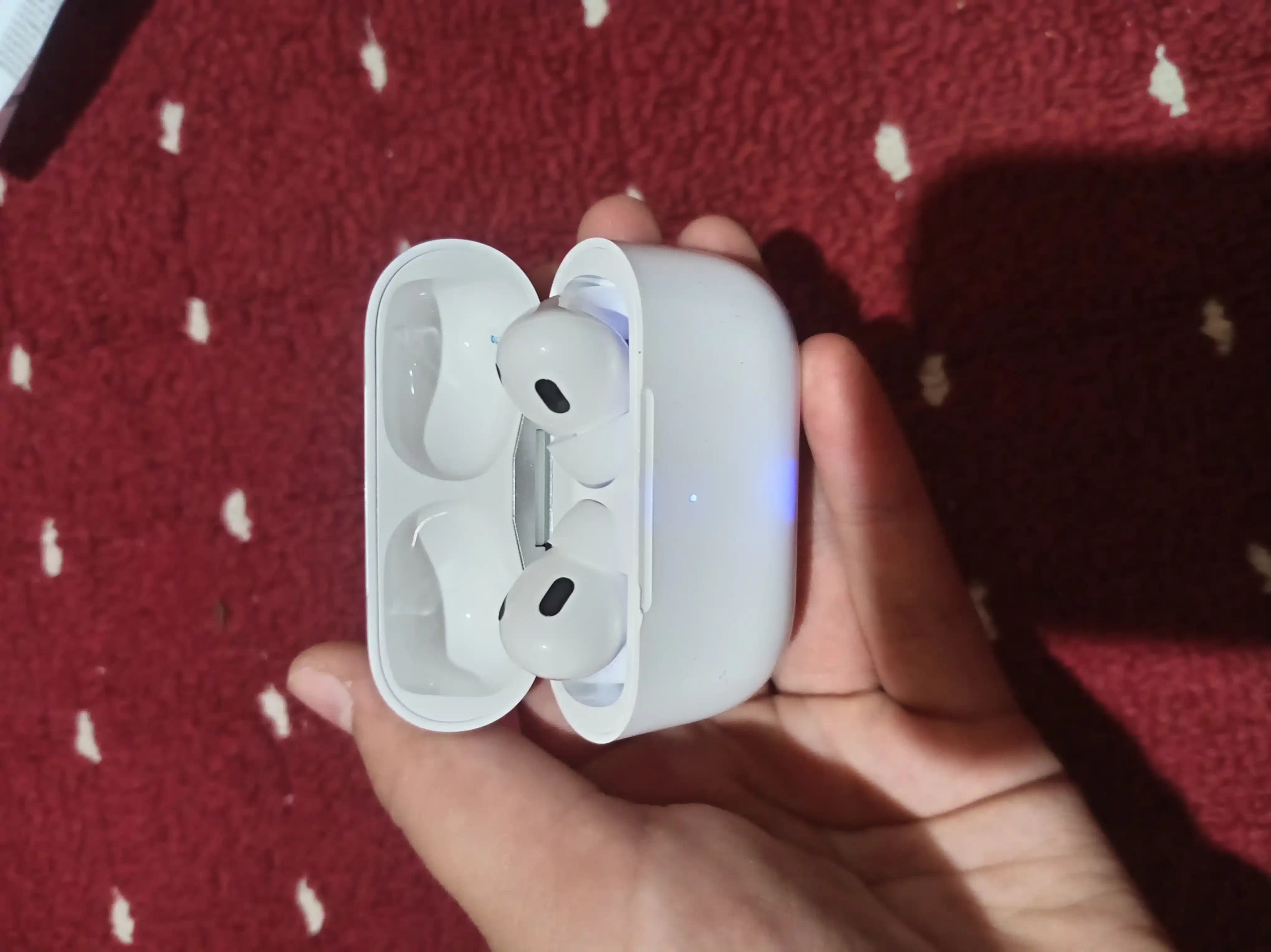 Simsiz quloqchinlar A.Pods Pro 2, A.Pods 3, sensorli boshqaruv, zaryadlash kabeli bilan