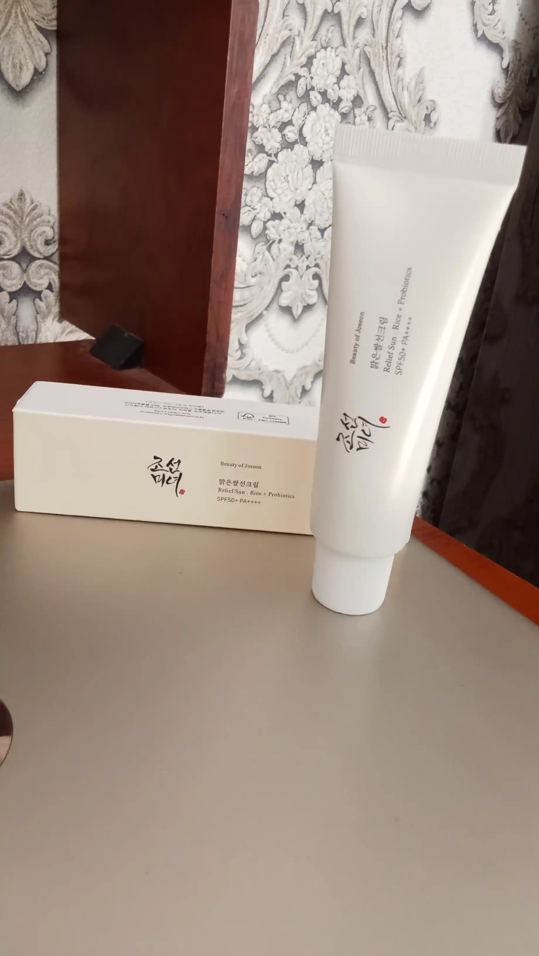 Namlantiruvchi krem, quyoshdan himoyalovchi krem, SPF 50+PA+++, 50 ml