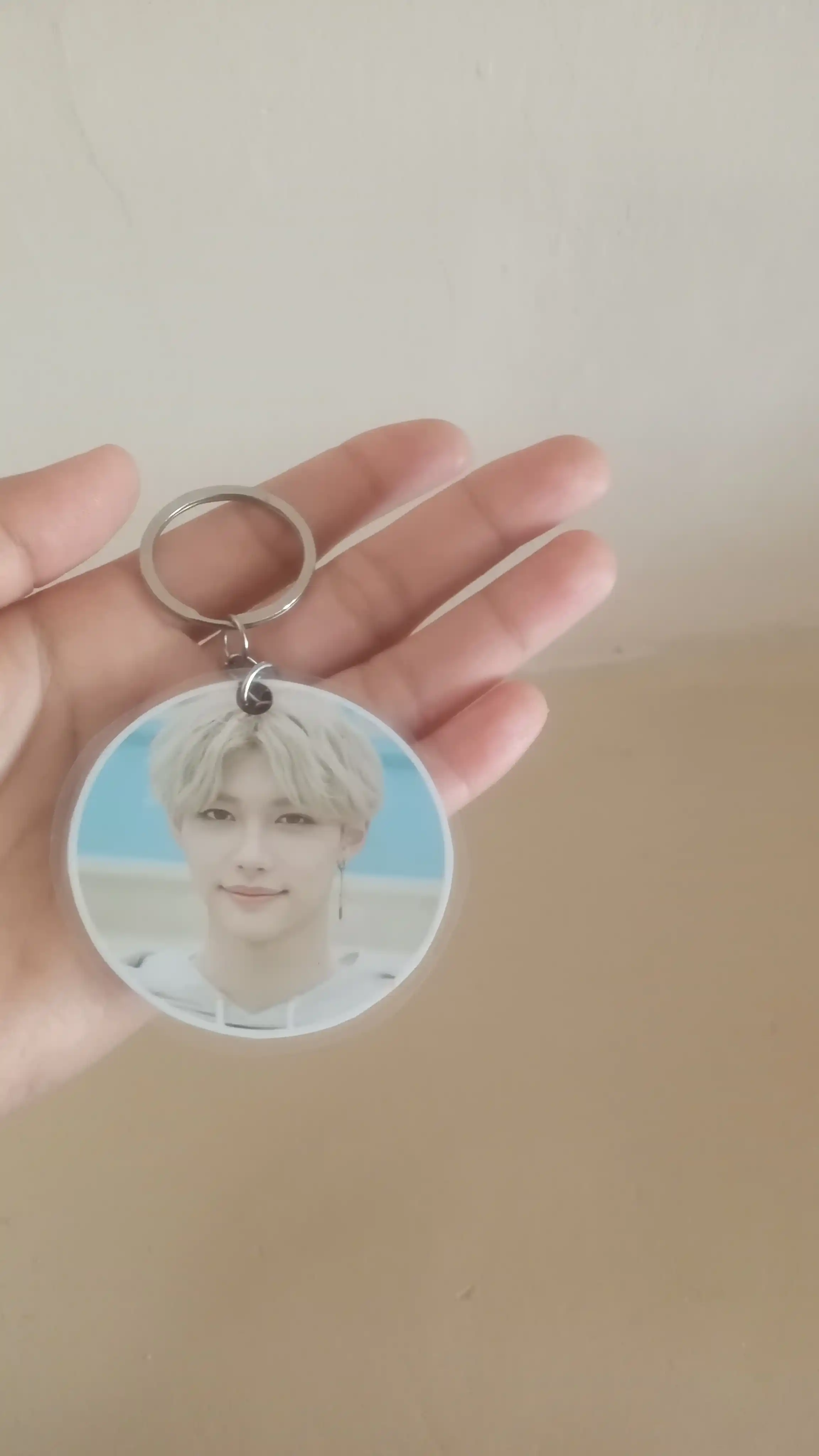 Stray Kids, K-POP rasmi tushurilgan brelok 