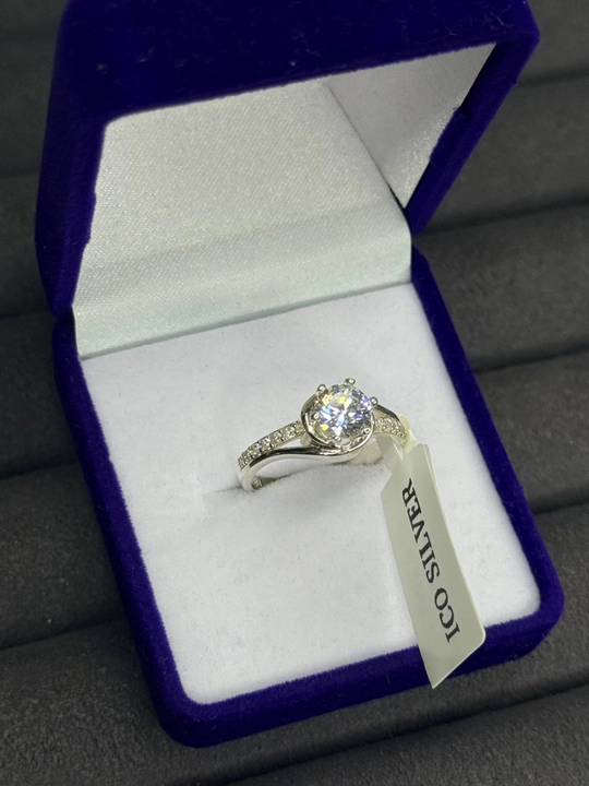 Кольцо из серебра 925 пробы — подарок для девушек и женщин