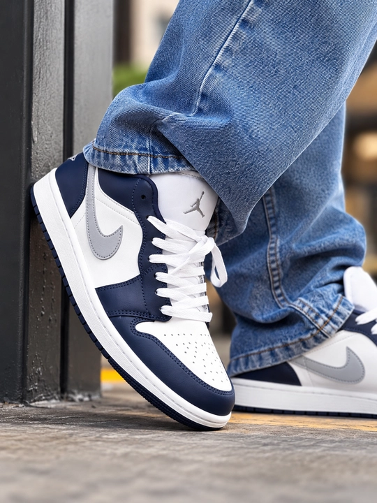 Nike erkaklar krossovkasi, sport poyabzali