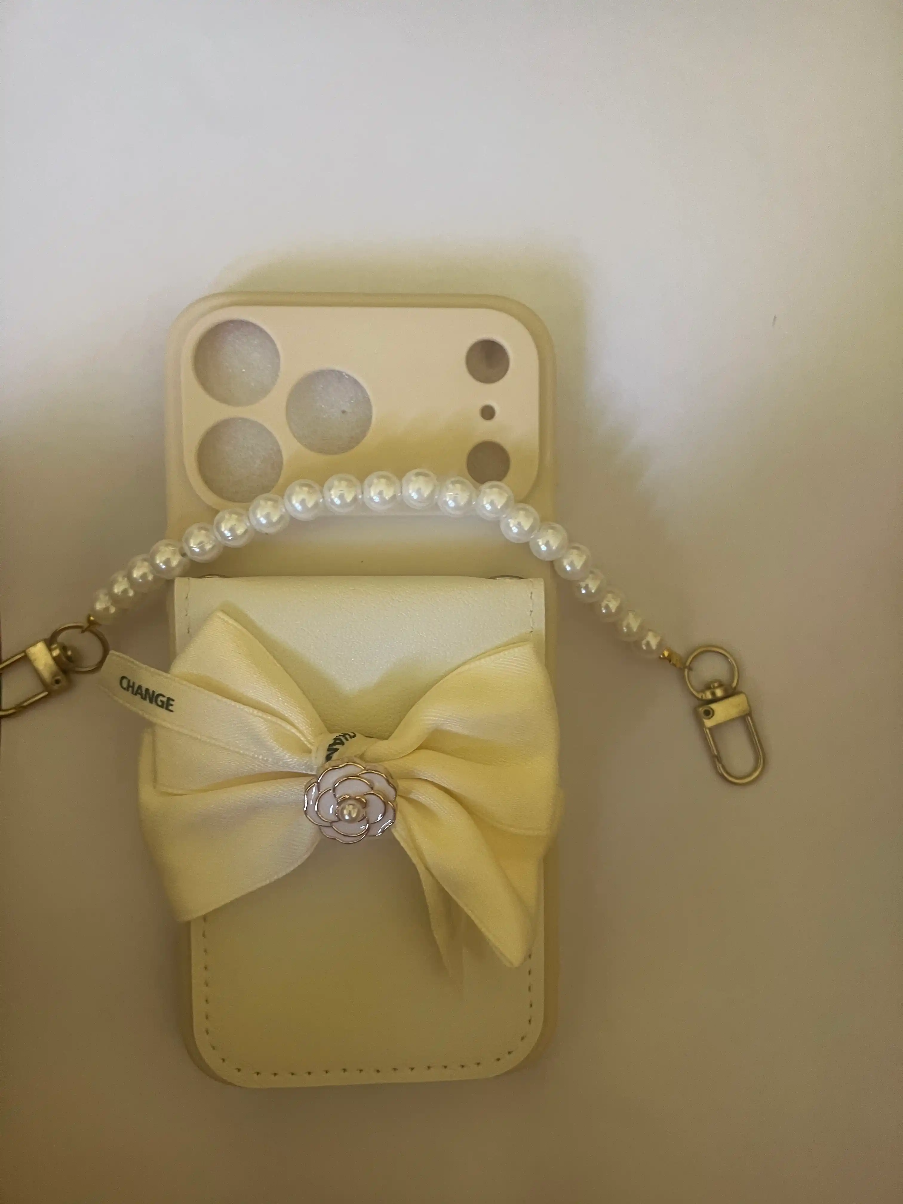 IPhone 14, 15, 16, 17 Pro Max telefonlari uchun g‘ilof, mini-sumkacha ko‘rinishidagi g‘ilof
