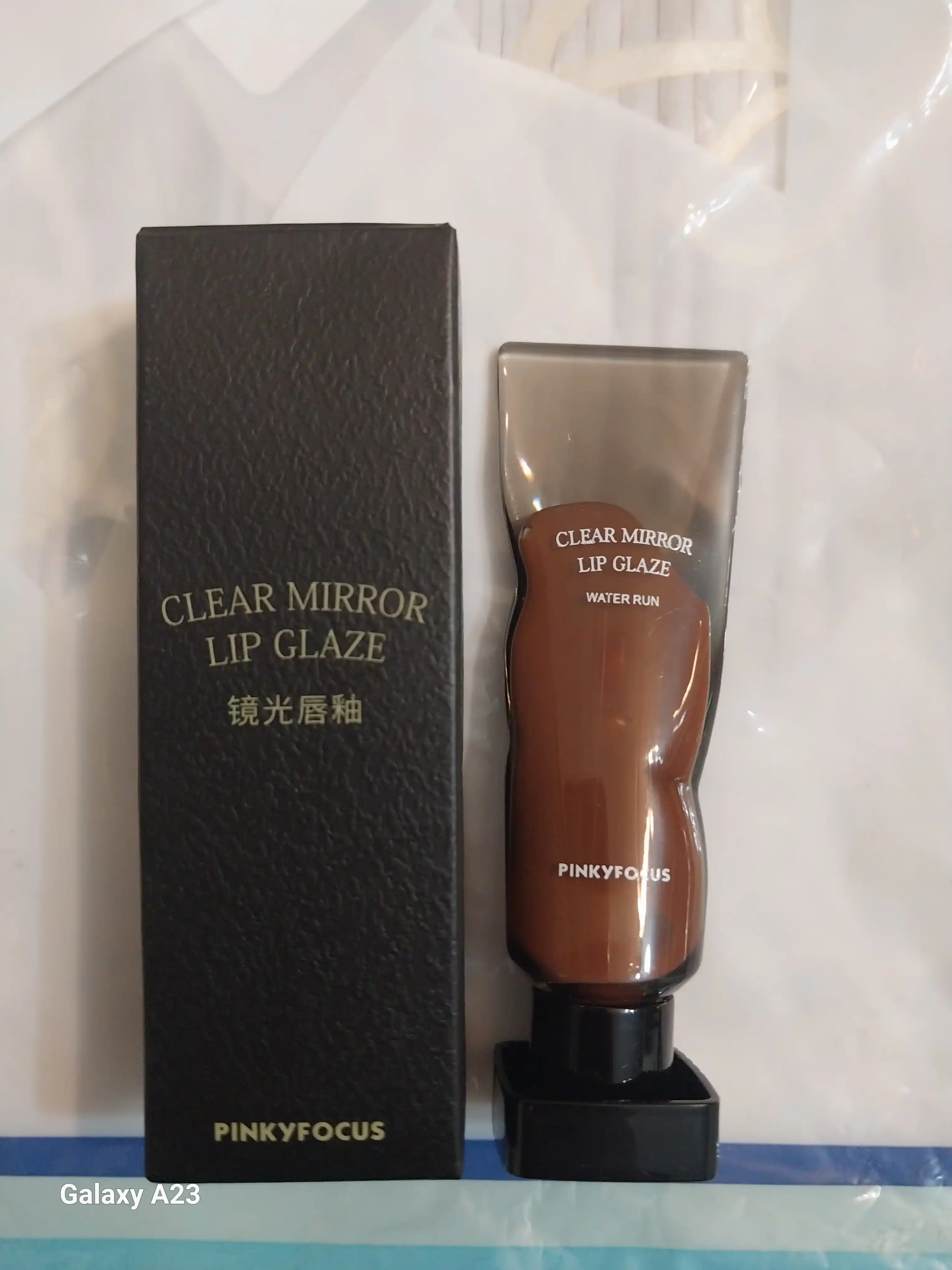 Lab uchun suyuq lab bo‘yog‘i-tint, "pomada" lak effekti, ko‘zgu yaltiroq jilo, 6 xil rang