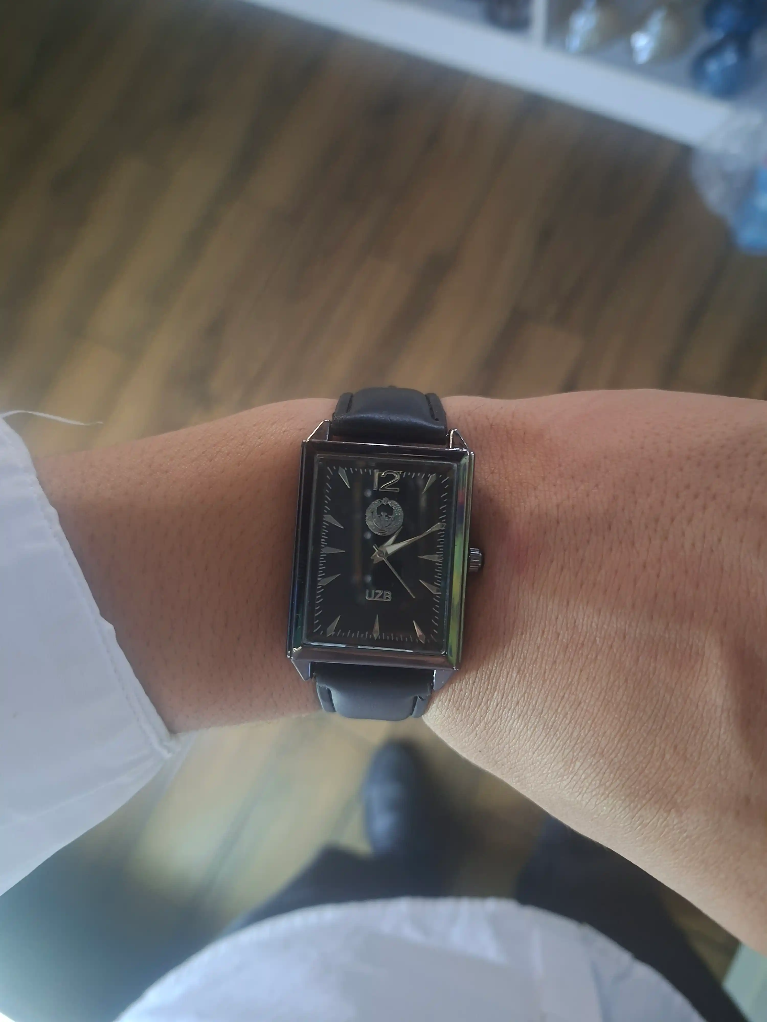 Erkaklar qo'l soati Elegant Premium UZB Soat