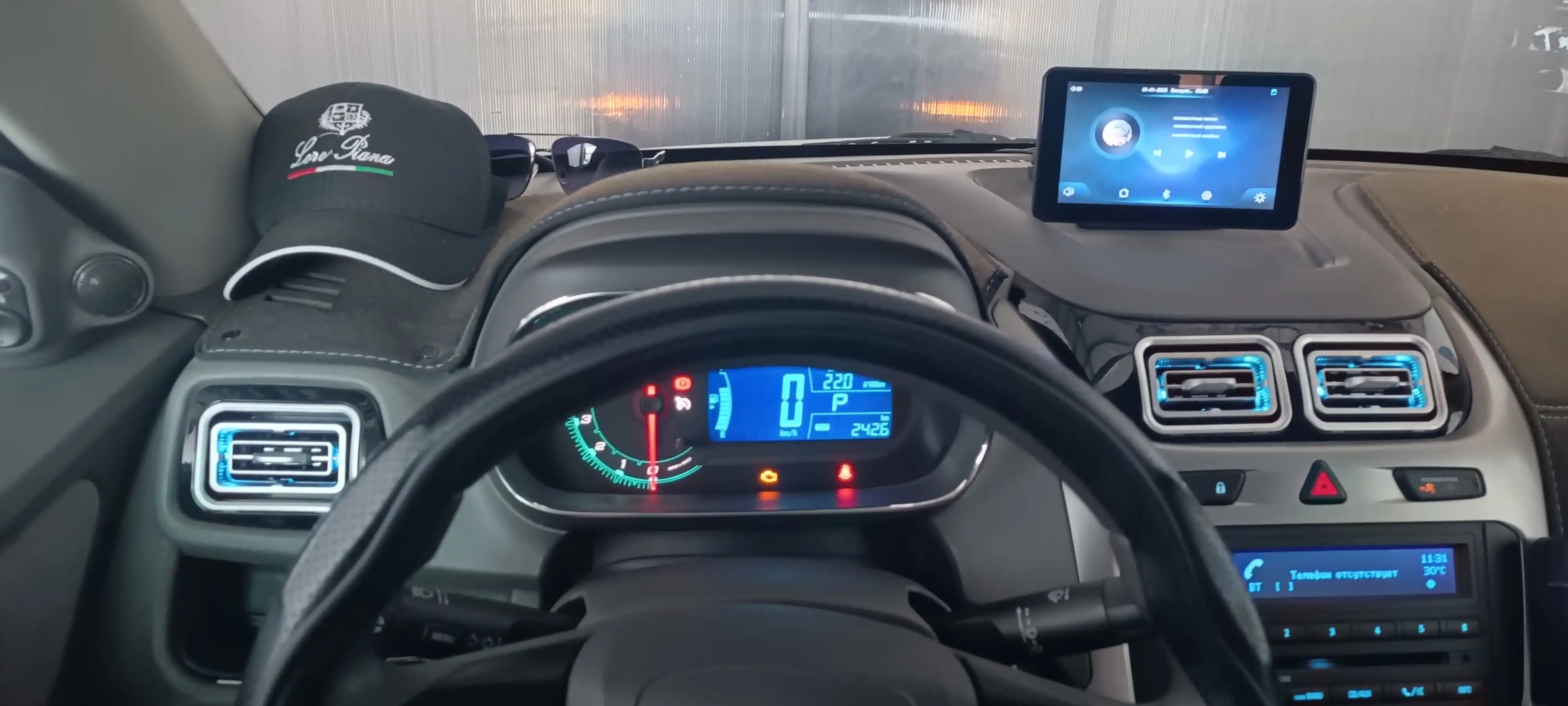 Комплект дефлекторов с подсветкой в стиле Mercedes для Chevrolet Cobalt