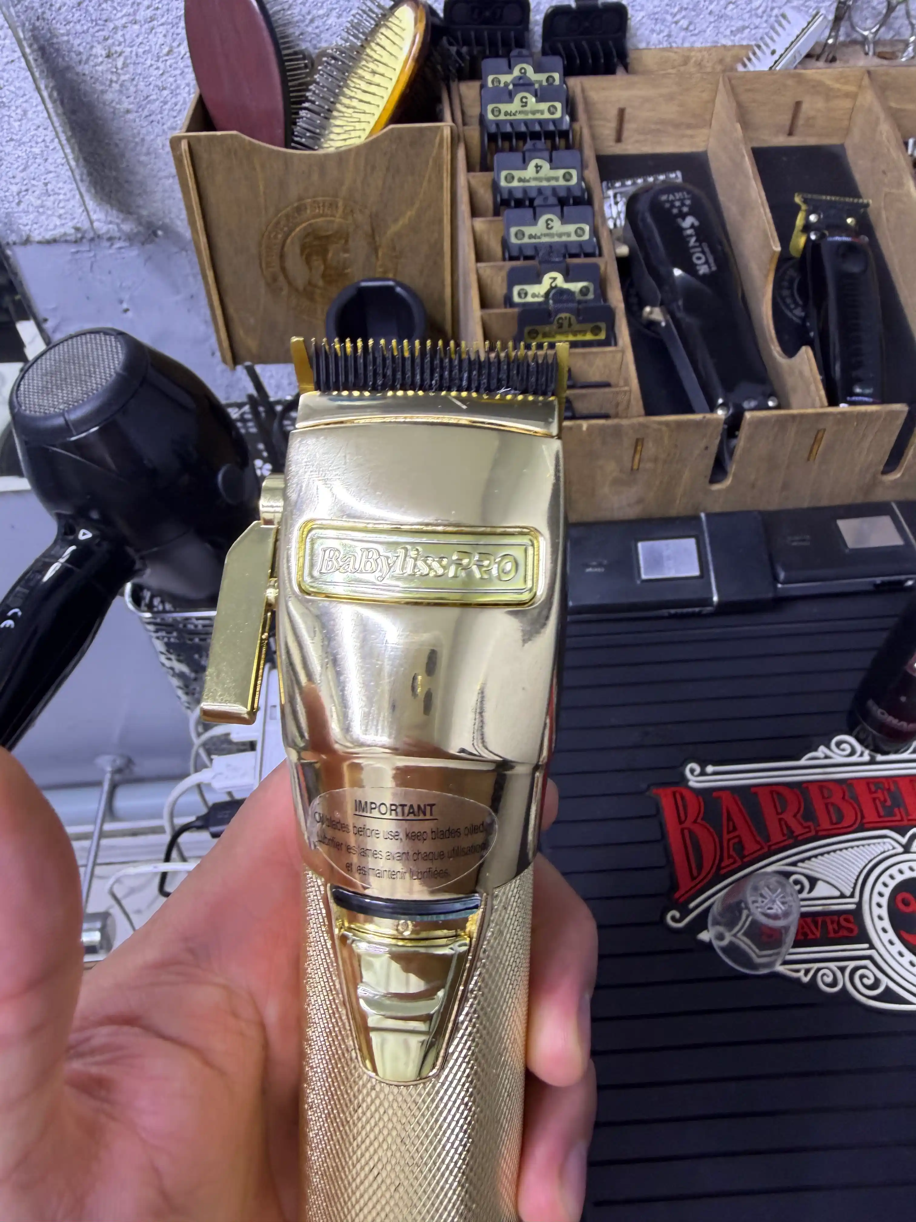 Профессиональная машинка для стрижки BaByliss PRO GOLD FX FX8700GE