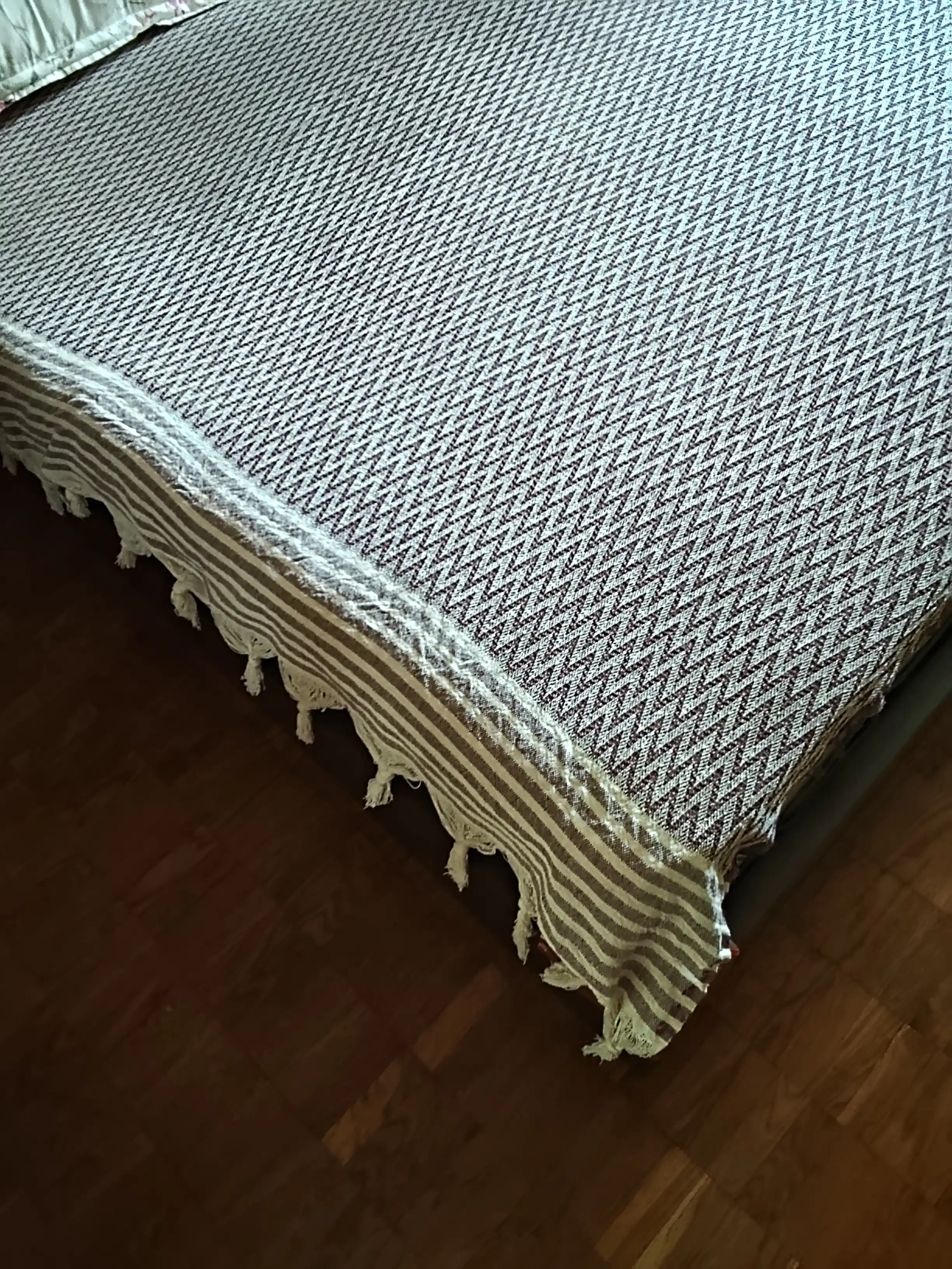 Ikki kishilik paxtali pled-yopinchiq 210×230 sm, popukli, karavot va divan uchun