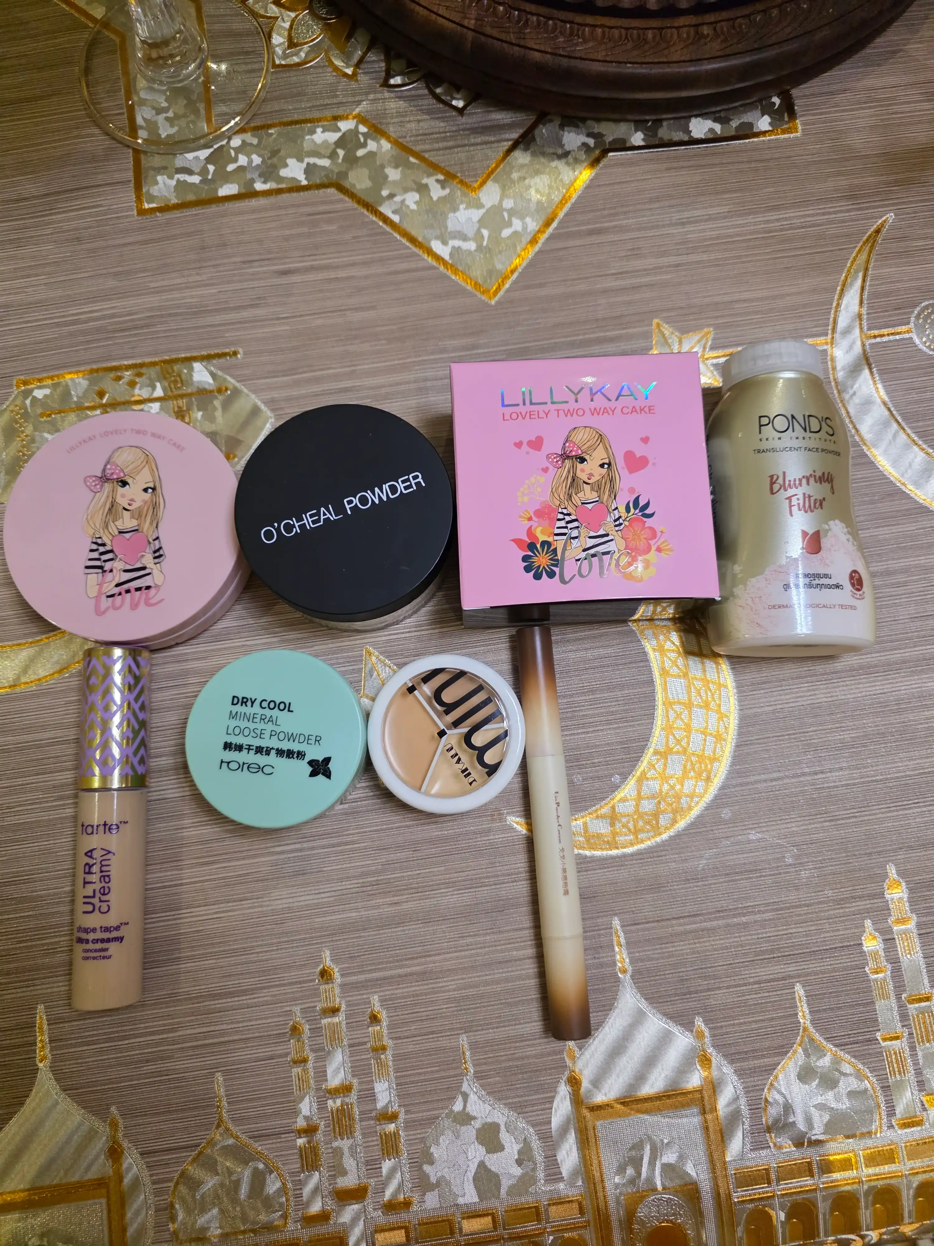 Yoshartiruvchi koreys upasi Lillykay Lovely Two Way Cake SPF 40/PA+++