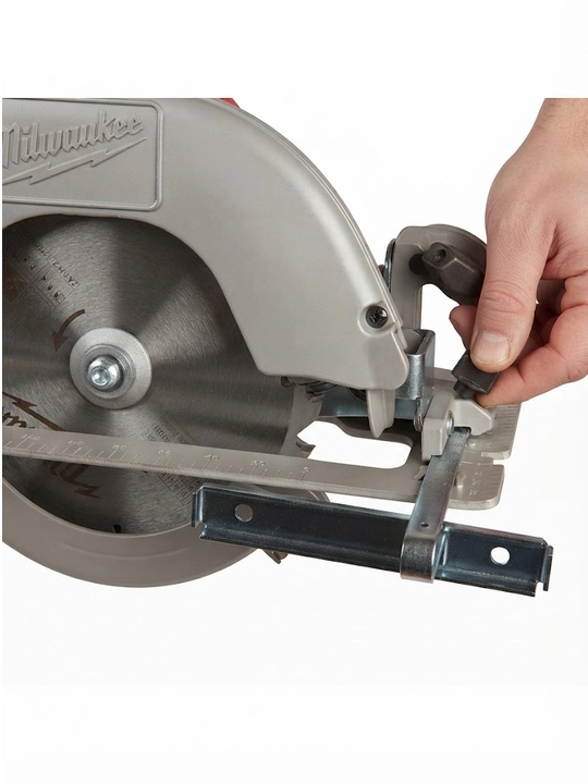 Циркулярная пила Milwaukee SCS 65 Q