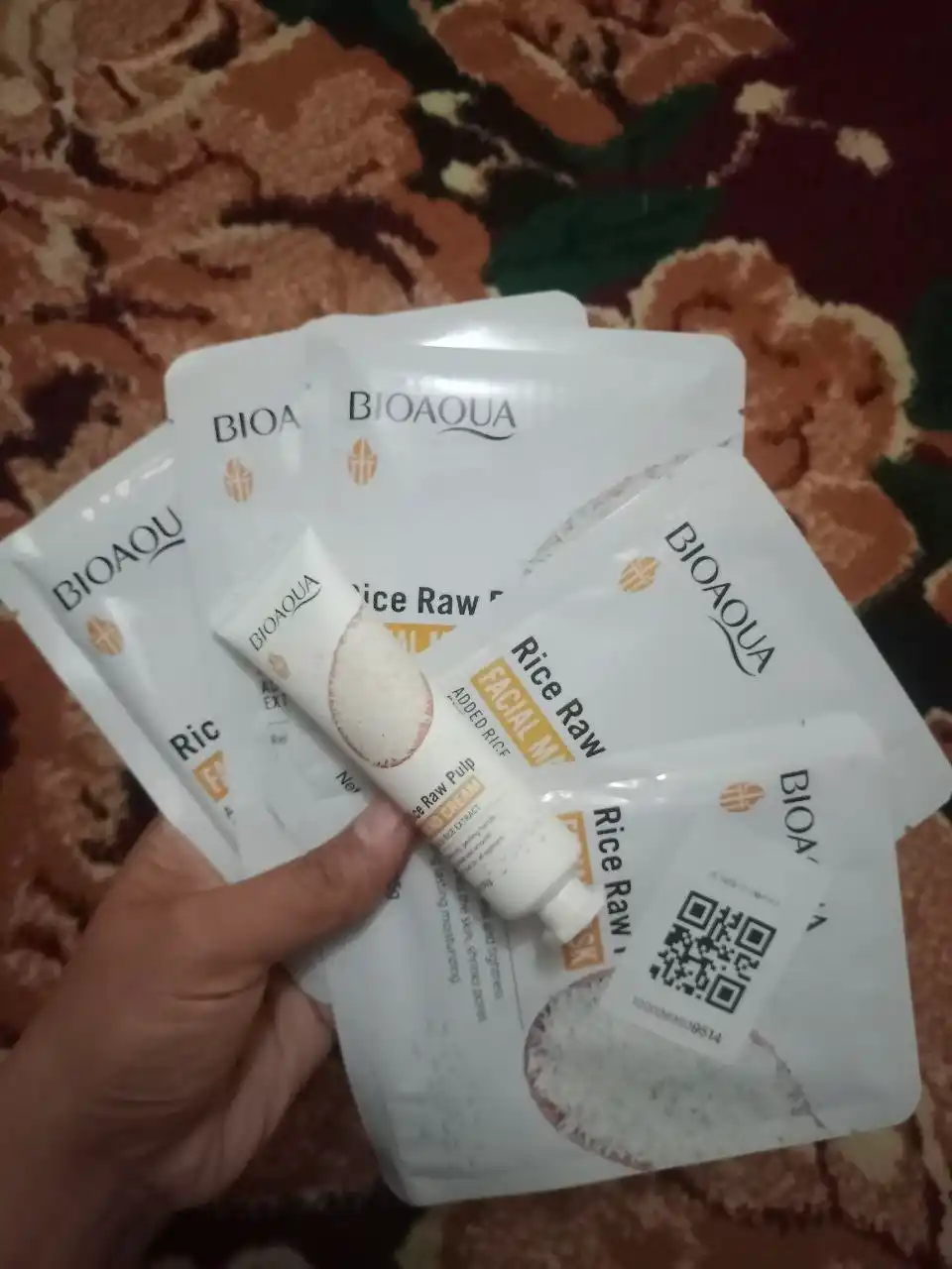 BIOAQUA Rice Raw Pulp yuz niqobi – kuchli namlantiruvchi, guruch ekstrakti bilan
