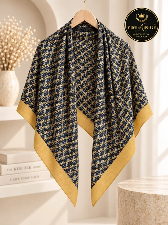 Ayollar uchun XB ro‘mol 110×110 sm, Dior uslubidagi monogram naqshli bosh ro‘mol