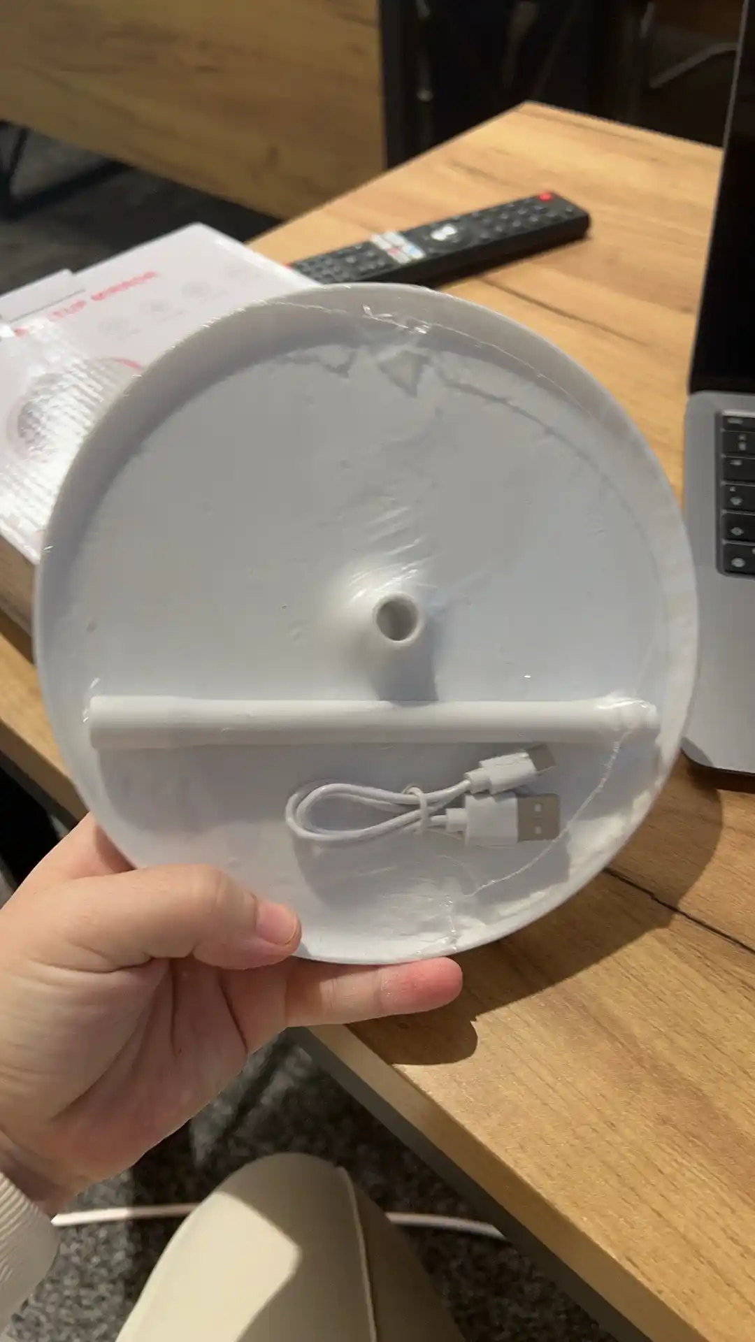 LED yoritgichli buk kosmetik o'ynacha, USB zaryadlovchi, 3 ta yoritish rejimi