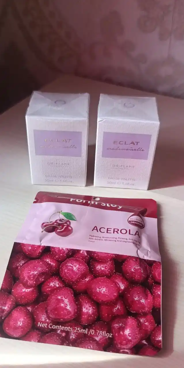 Ayollar Xushbo'ylangan suv Eclat Mademoiselle  50 ml — nafis va yoqimli hidli parfum