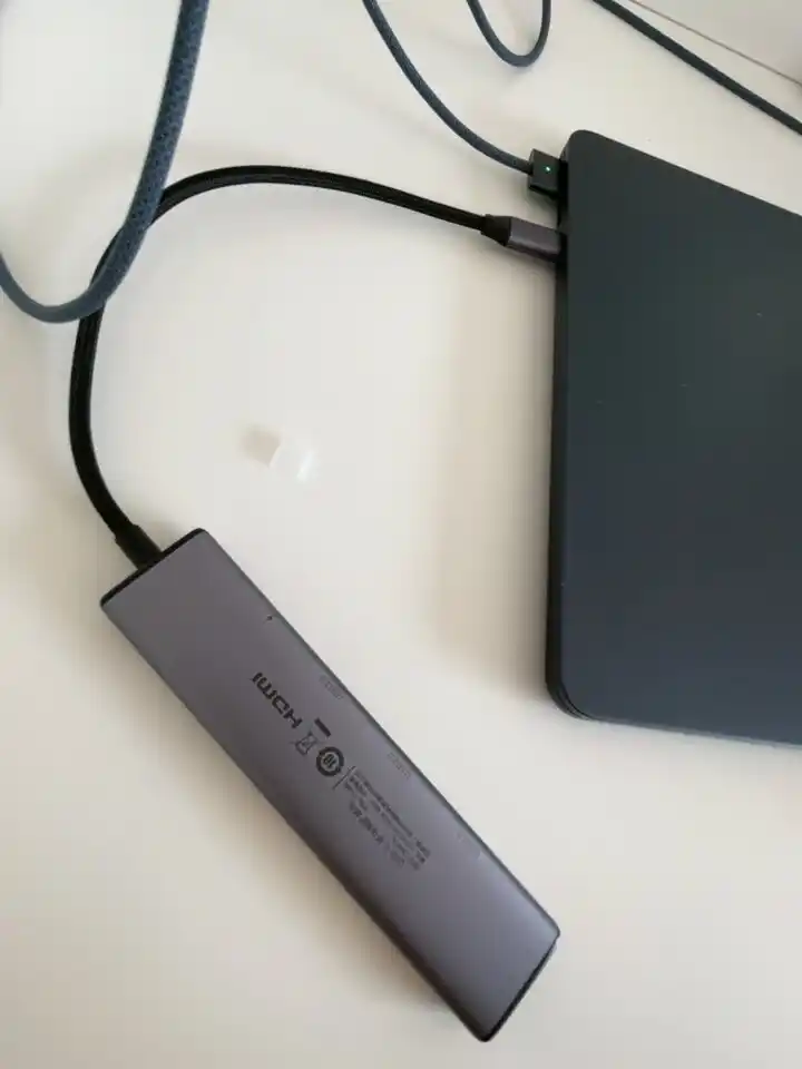 Ugreen USB HDMI HUB 5ta 1da: Type-C, 1ta HDMI + 1ta USB 3 + 2ta USB2.0, xab kontsentrator