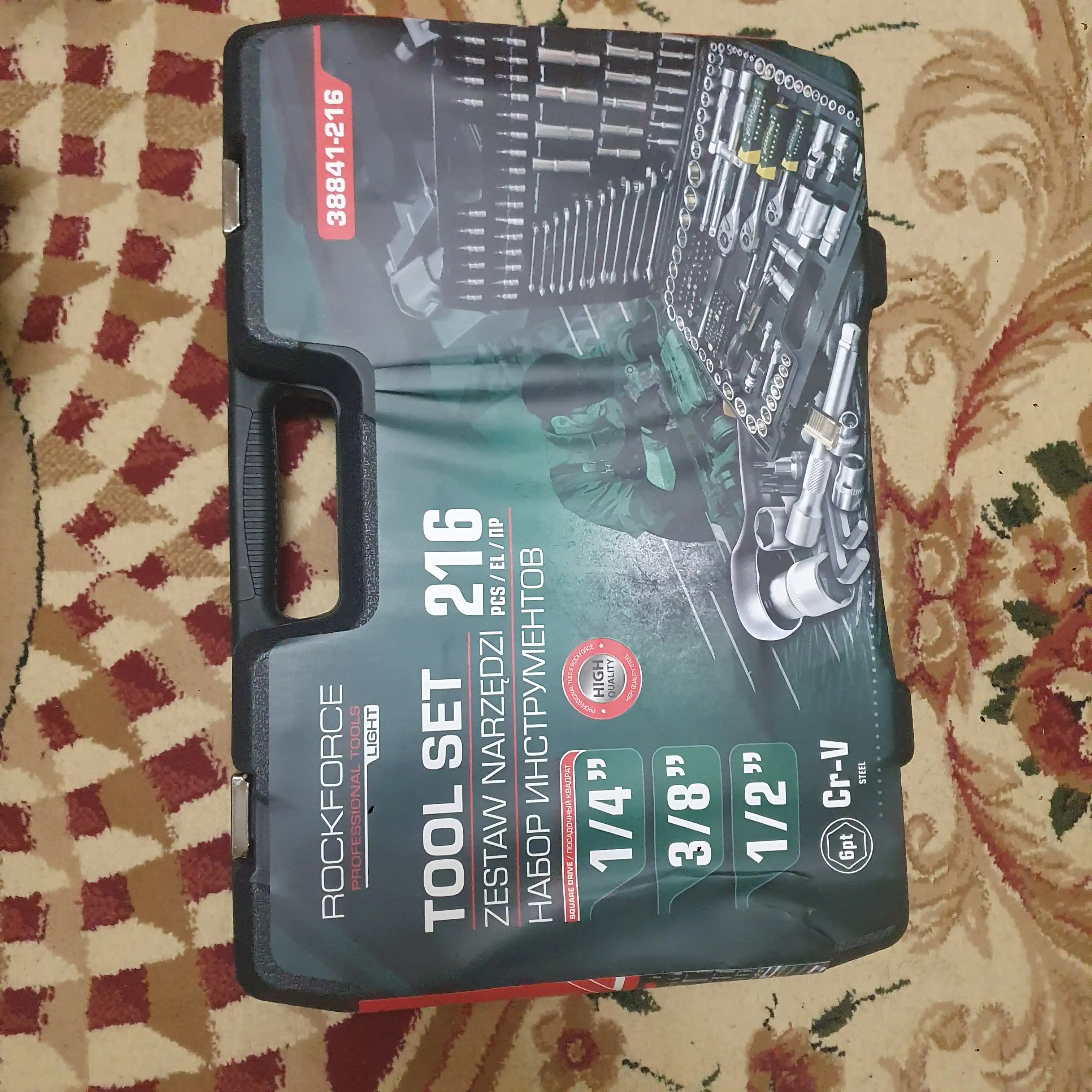 Rockforce nabor kluch 108 tadan 216 tagacha buyum bo'lgan asboblar va kalitlar to'plami