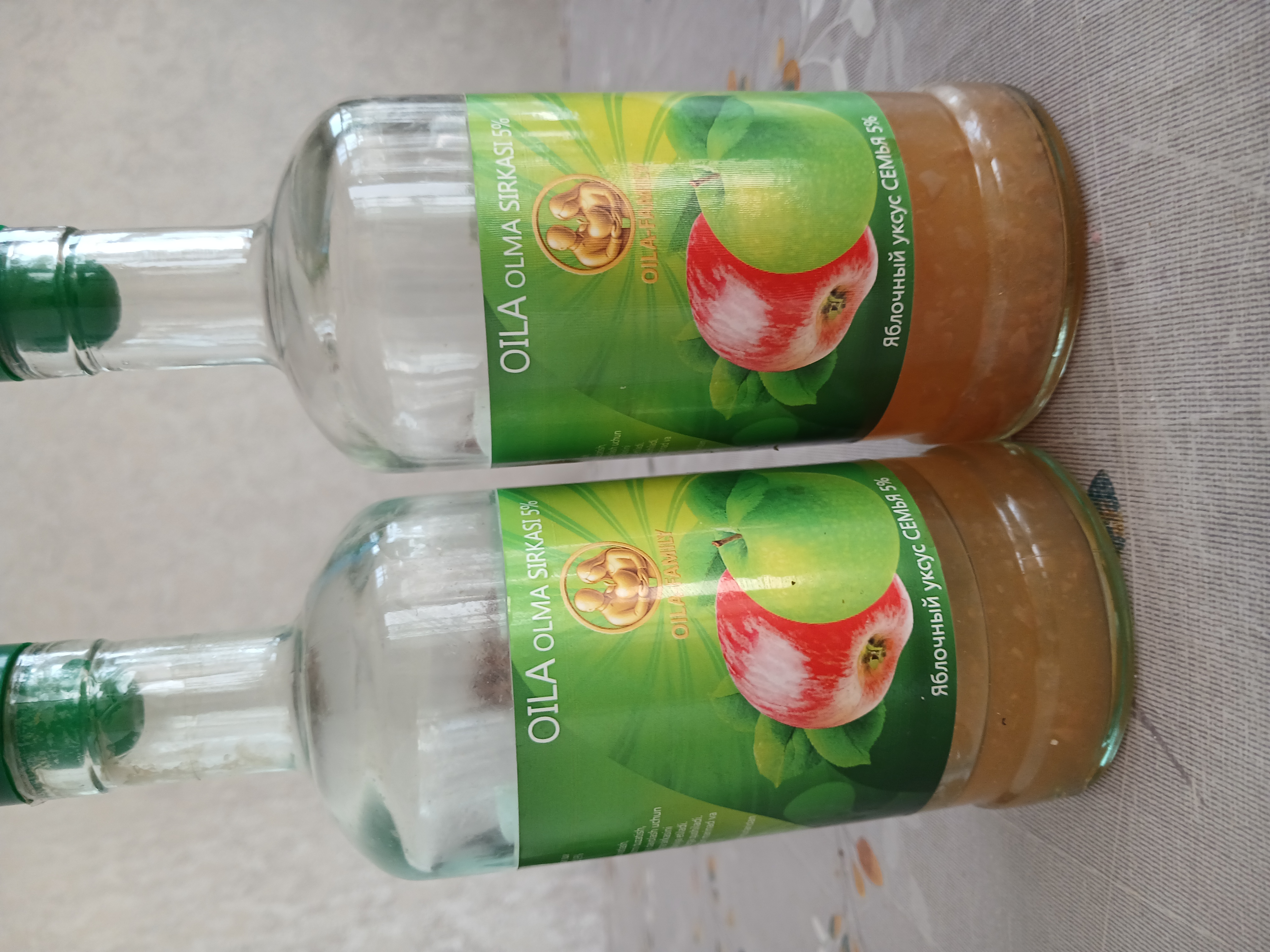 "Oila" filtrlanmagan olma sirkasi 5% (0,5 l) - uyda tayyorlangan ta’mi