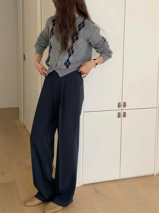 Ayollar kardigani