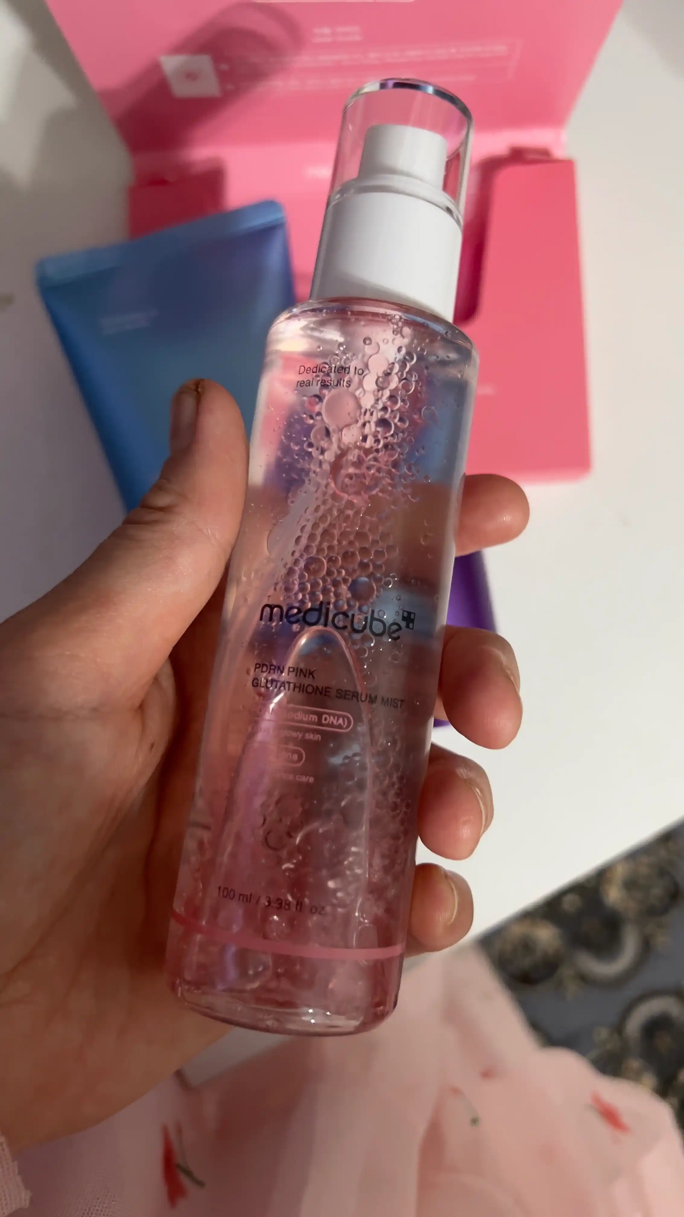 Medicube PDRN Pink Peptide Serum Mist – Восстанавливающий мист с PDRN и пептидами