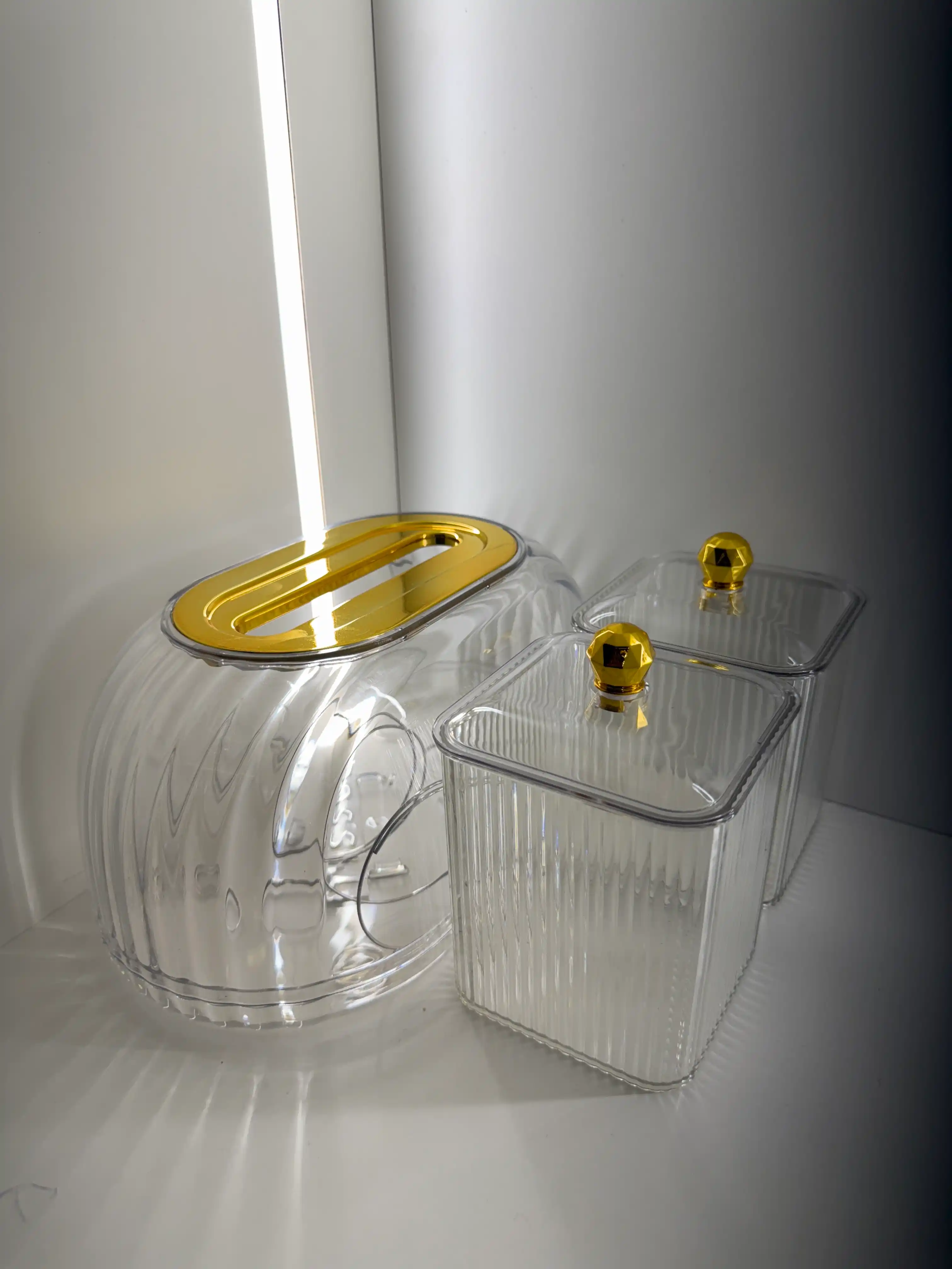 Kosmetik organizer Gold akril quti – paxtrali disk va paxta tayoqchalari uchun