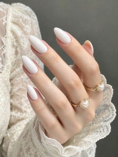Oqish rang