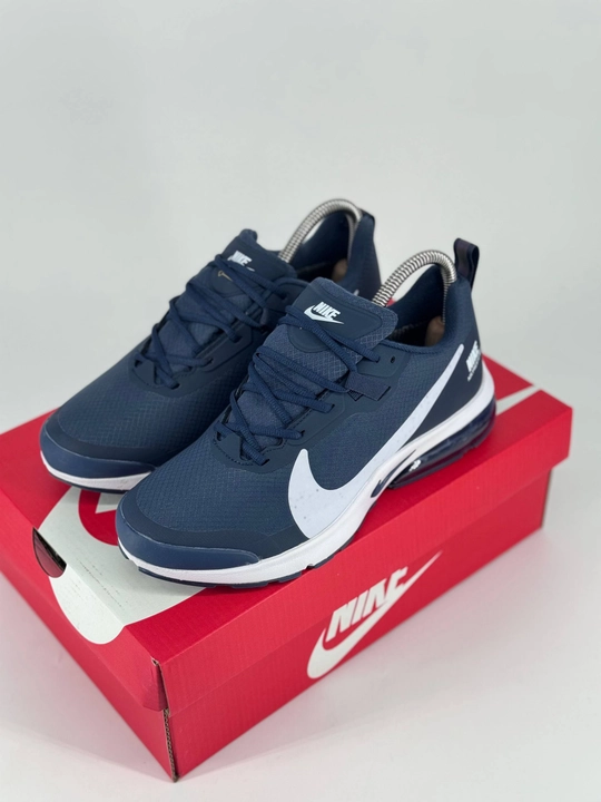 Кроссовки Nike унисекс мужские и женские — спортивные и повседневные