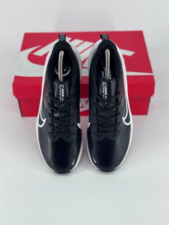 Кроссовки Nike унисекс мужские и женские — спортивные и повседневные