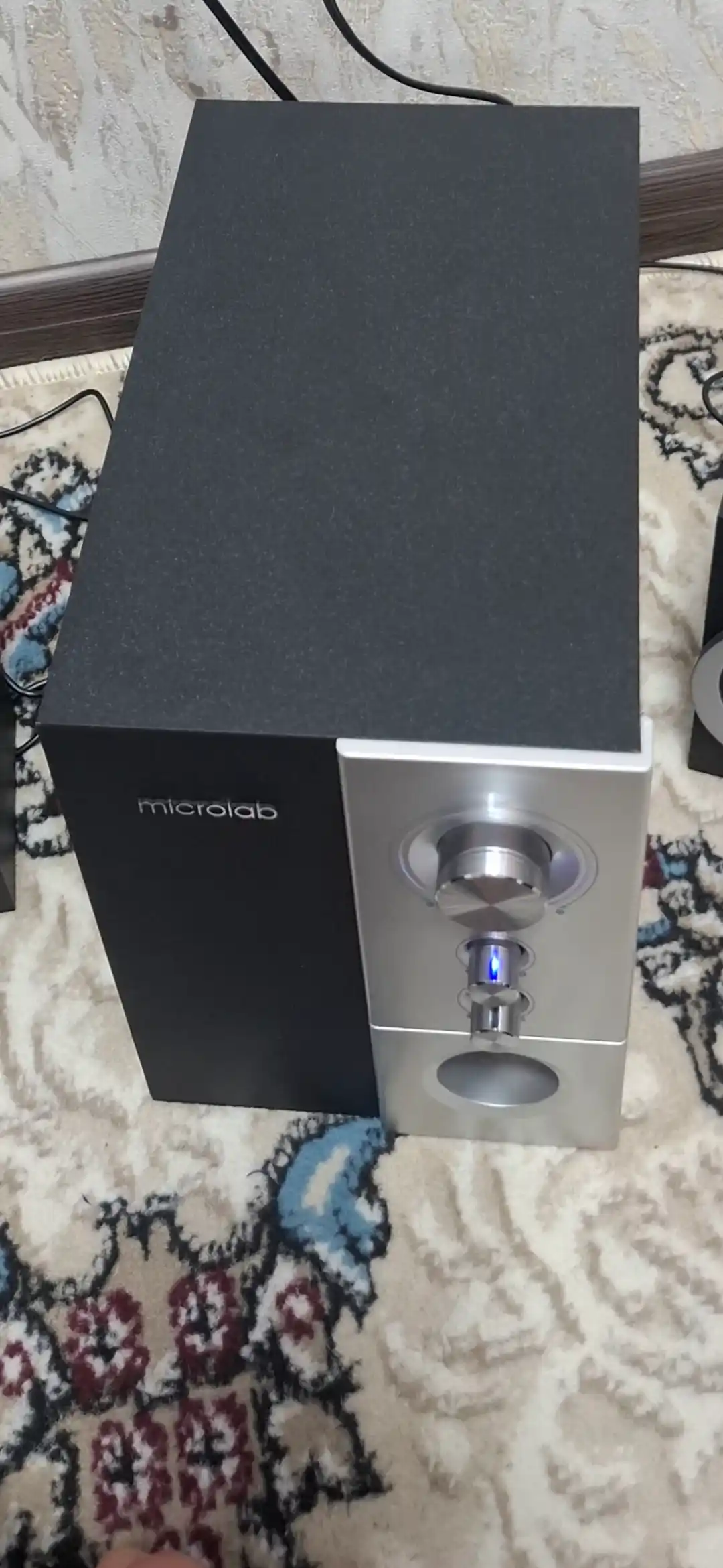 Microlab M-590 2.1 (32W) – мультимедийная акустическая система