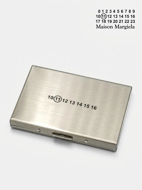 Metall kartxolder, vizitka g'ilofi va ixcham hamyon Maison Margiela Line 11