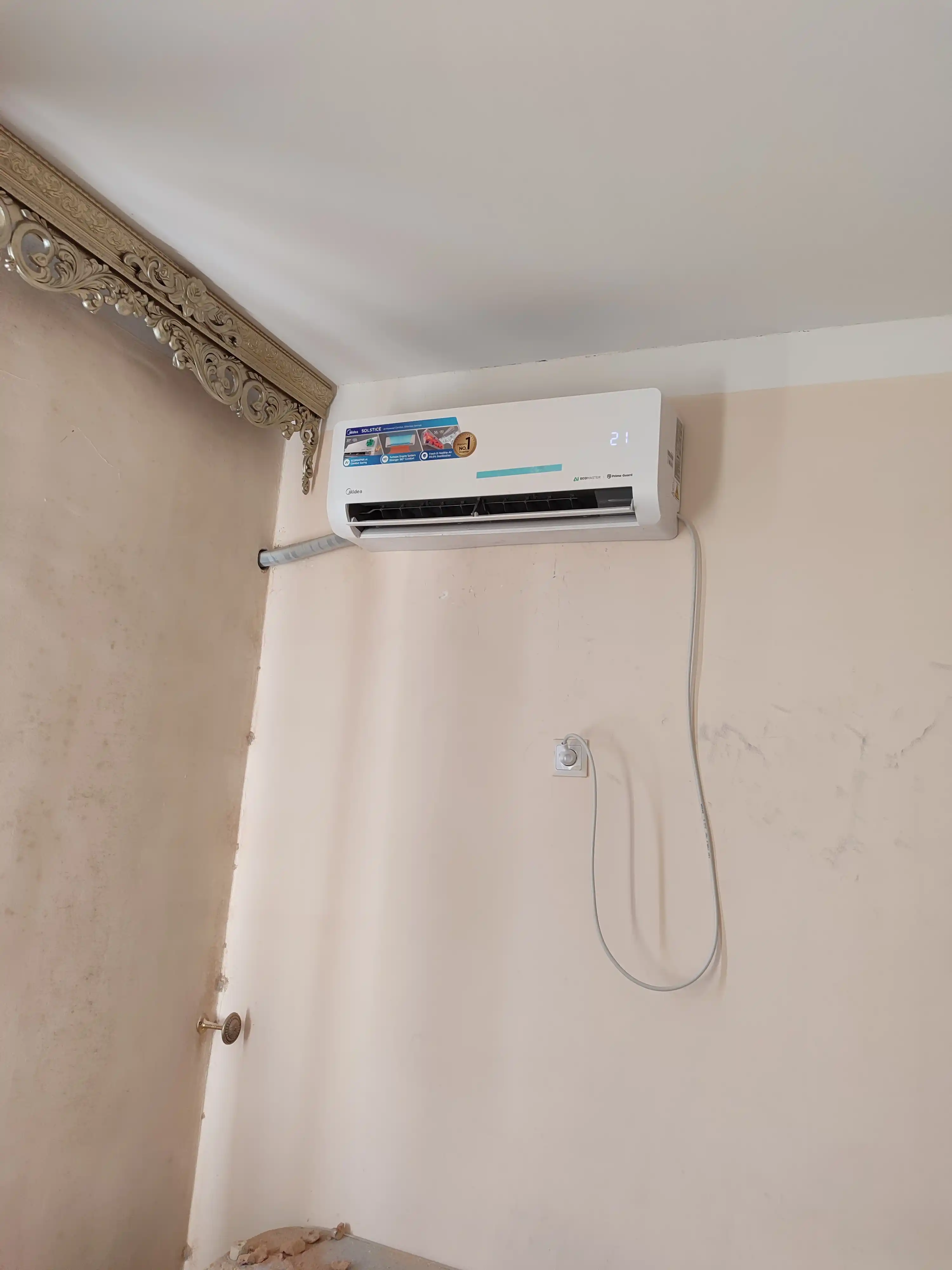 Кондиционер Midea ALBA PRO Inverter, тихий, экономия до 30%, низкое напряжение