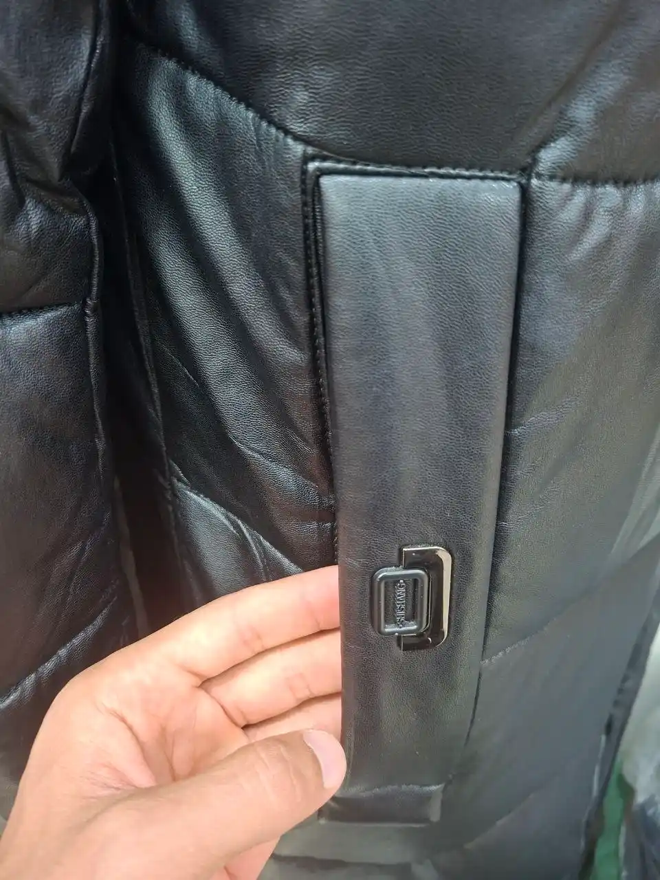 Ayollar uchun uzun kurtka, qishki kiyim, kapyushonli charm kurtka, Ecoshop