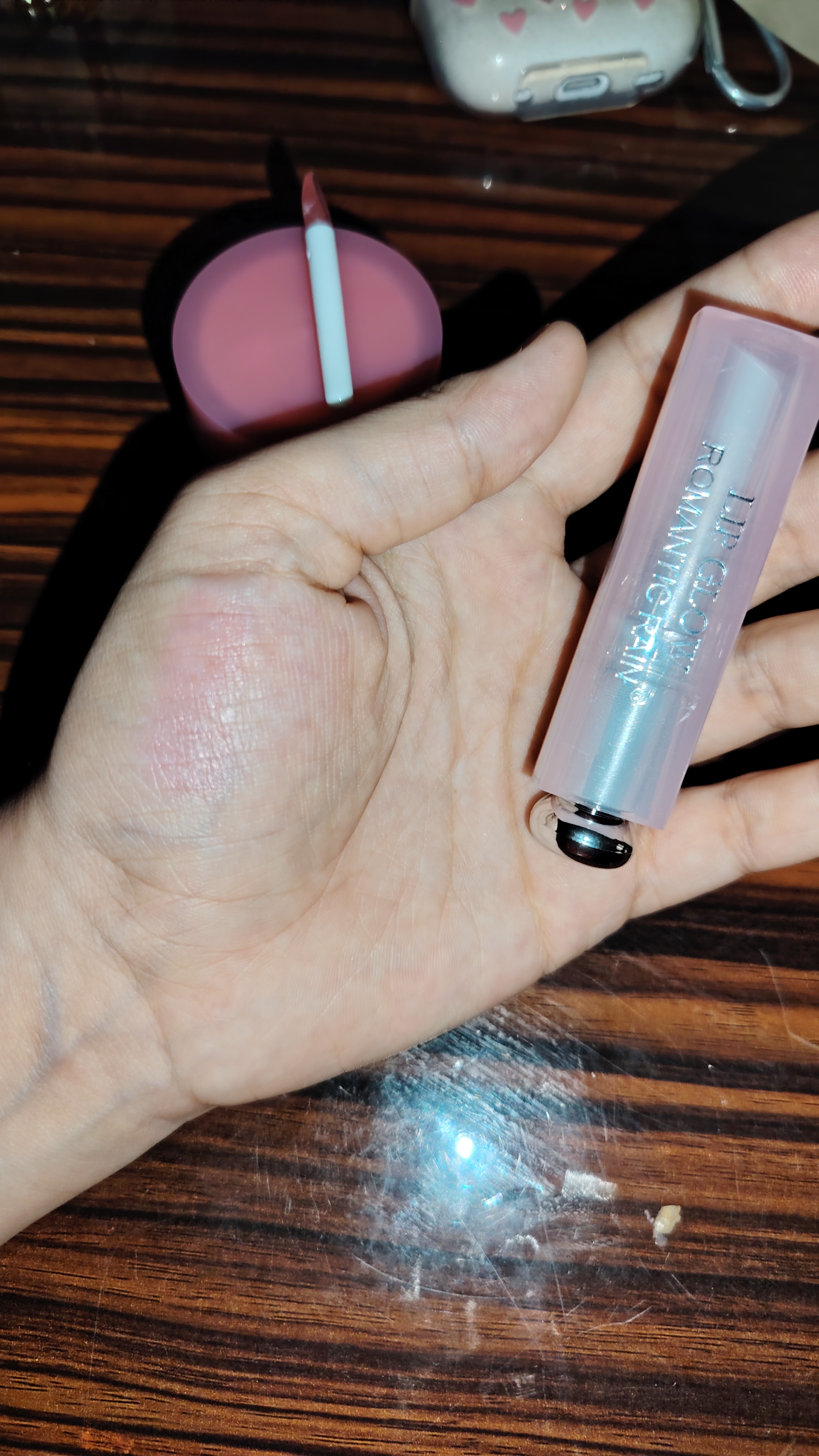 Blesk pomada lab uchun namlantiruvchi lab bo'yogi, lab uchun moy balzam, LIP GLOW
