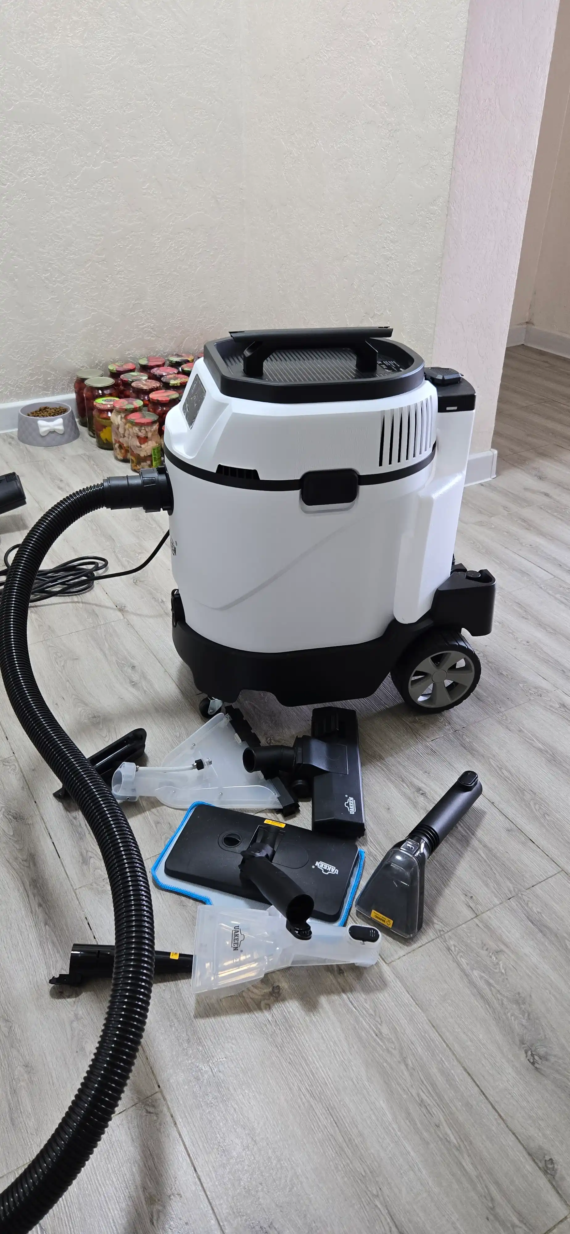 Моющий пылесос Uakeen ZL-942 Steam CarpetCleaner с аквафильтром для сухой и влажной уборки