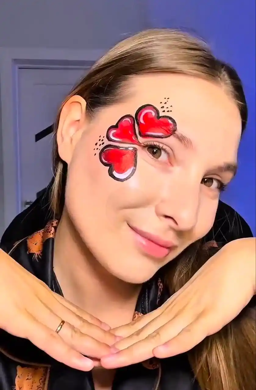 Shaybada professional yuz bo'yash