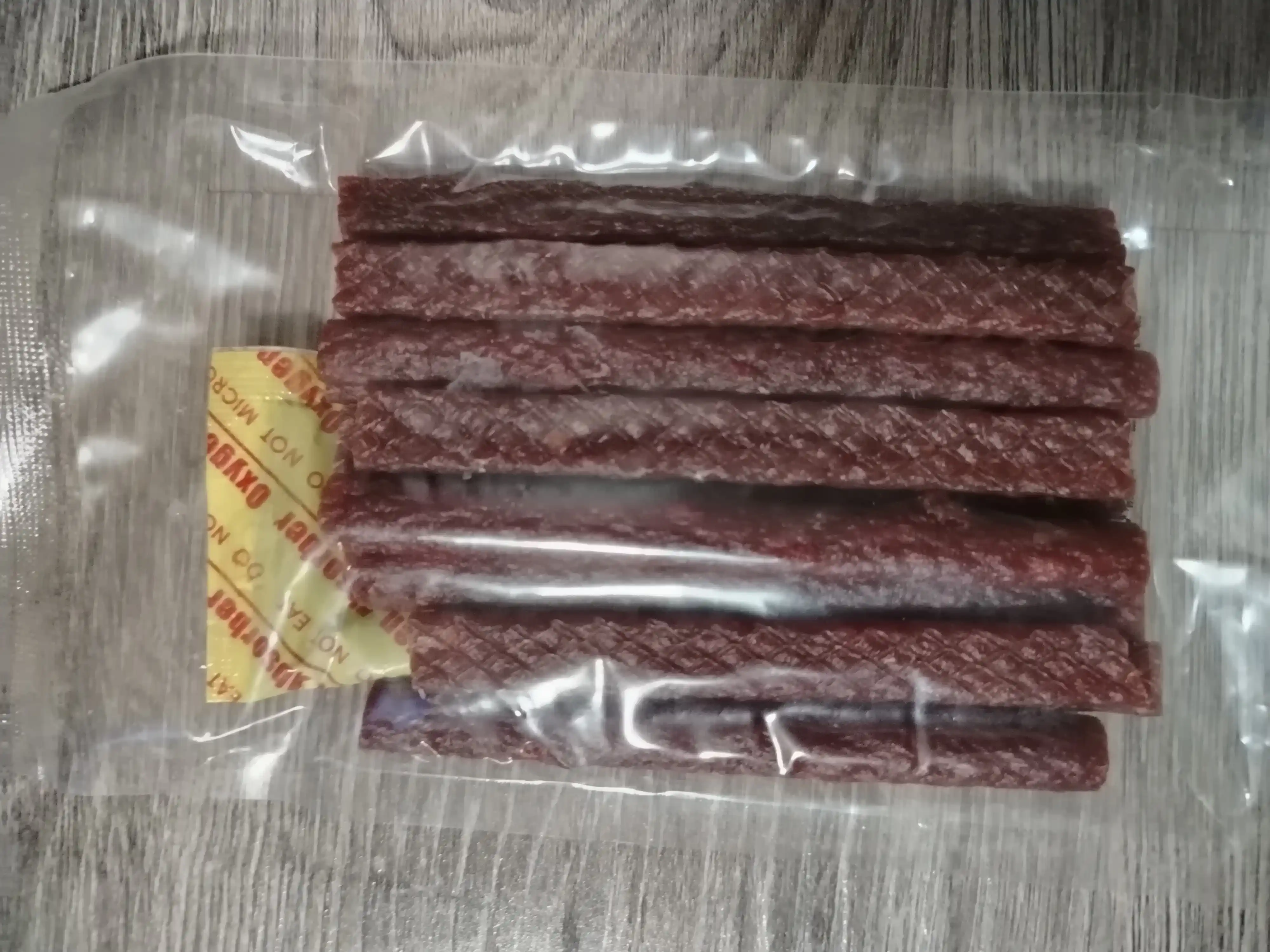 Лакомство для собак всех пород Колбаски Миланские, 100 гр
