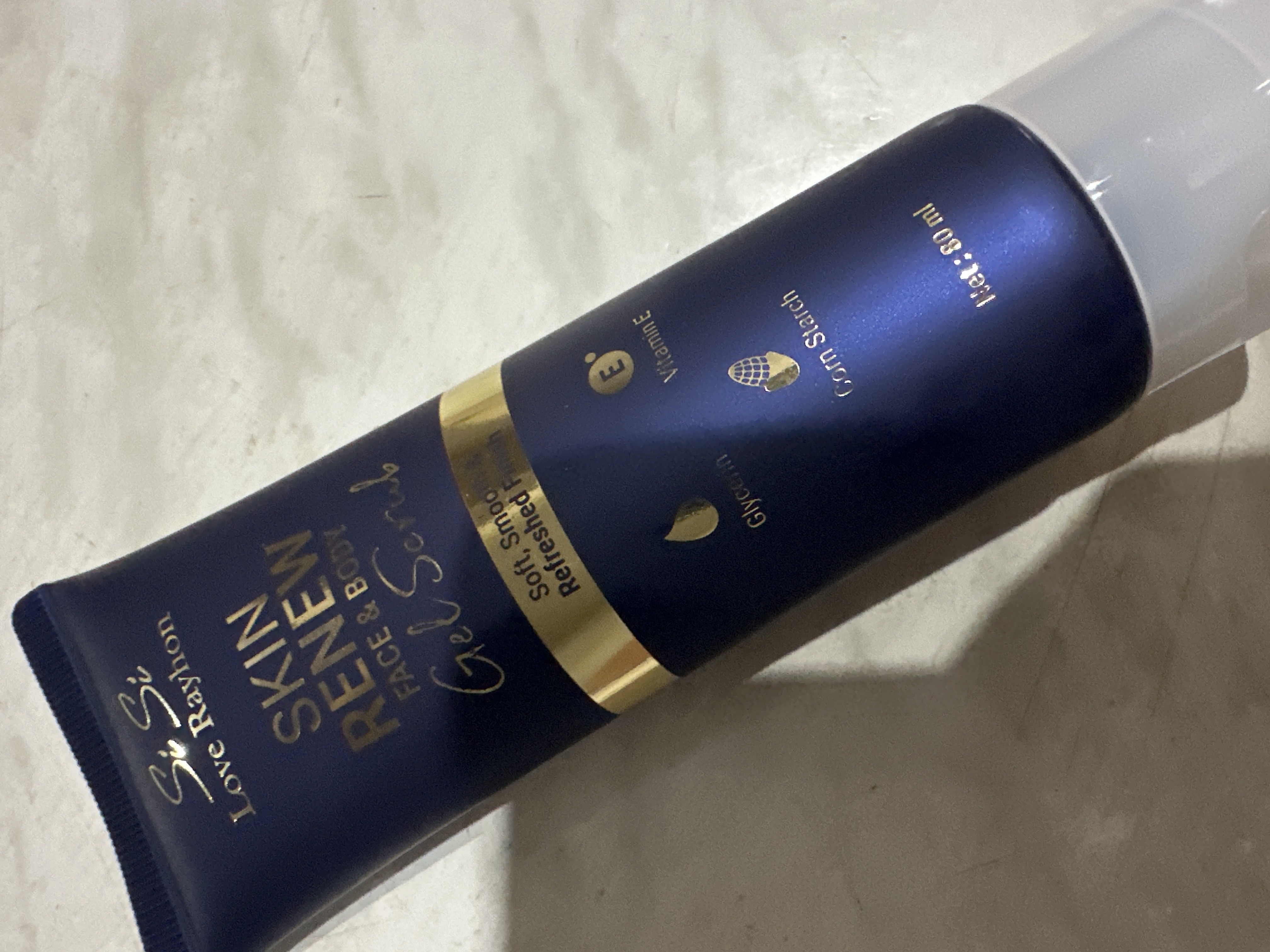 Гель-скраб для лица и тела Sisi Love Rayhon Skin Renew Face & Body Scrub, 60 мл