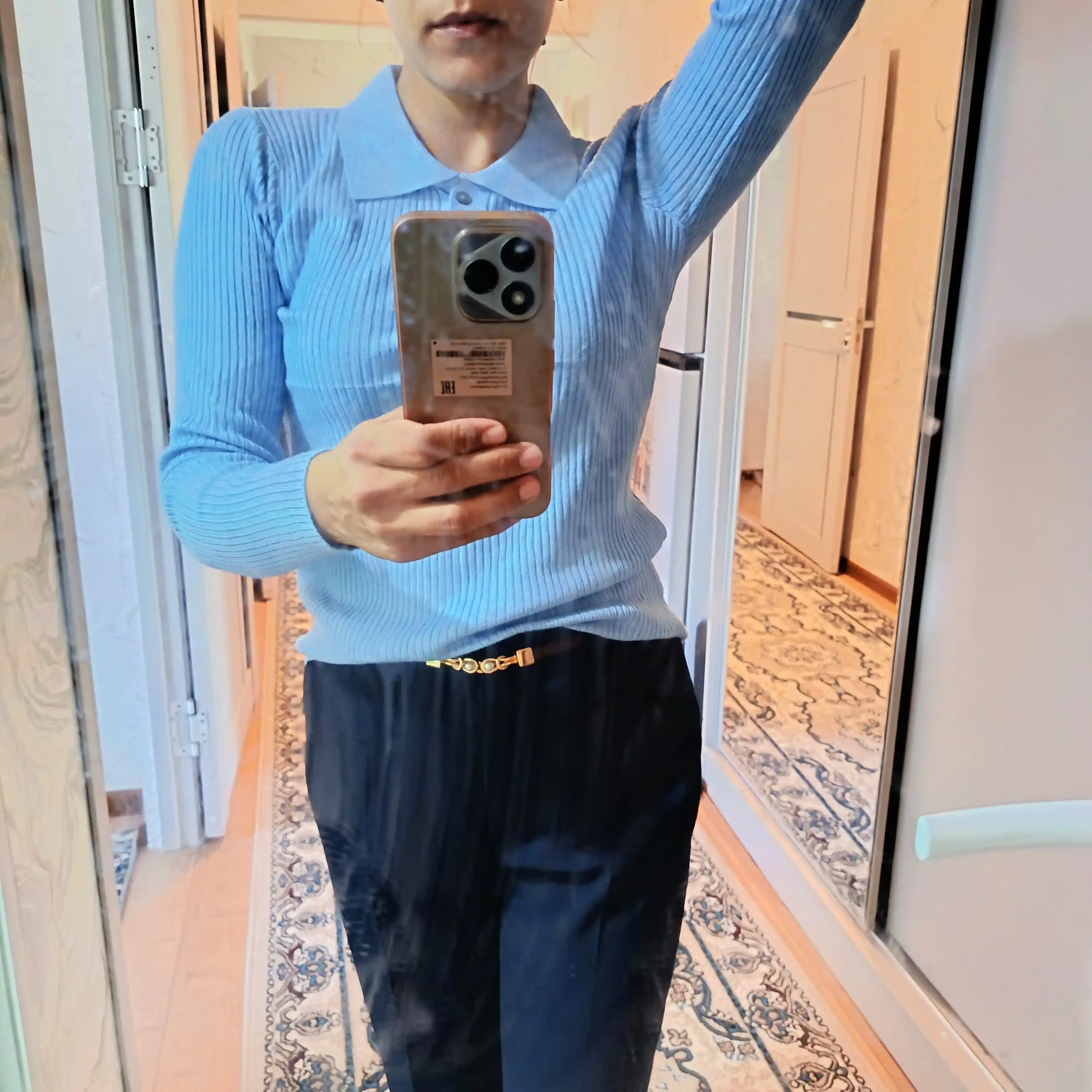 Ayollar sviteri, standart o'lcham, mayin yupqa mato, kuz mavsumi uchun mos