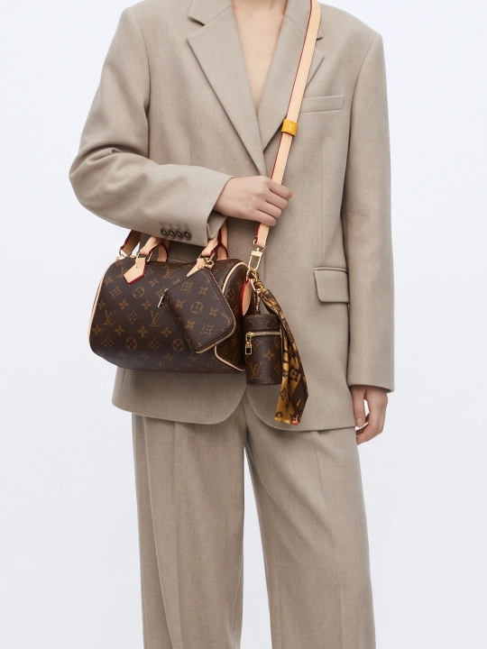 Женская сумка в стиле Louis Vuitton отличный выбор на каждый день, cross-body
