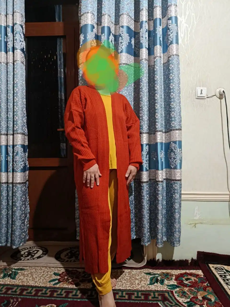 Uzun yengli ayollar kardigani, jemper, qizlar kardigani