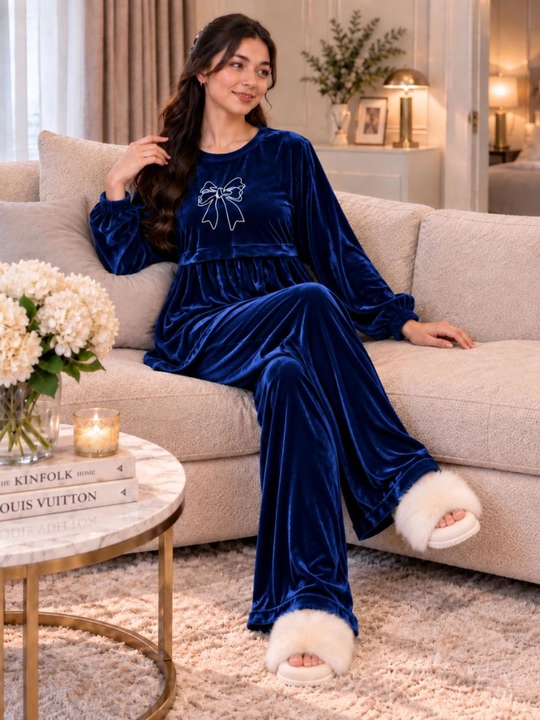 Ayollar uchun velur kostyum-dvoyka, yumshoq uy kostyumi, oversize 46–52