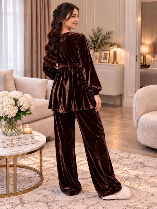 Ayollar uchun velur kostyum-dvoyka, yumshoq uy kostyumi, oversize 46–52