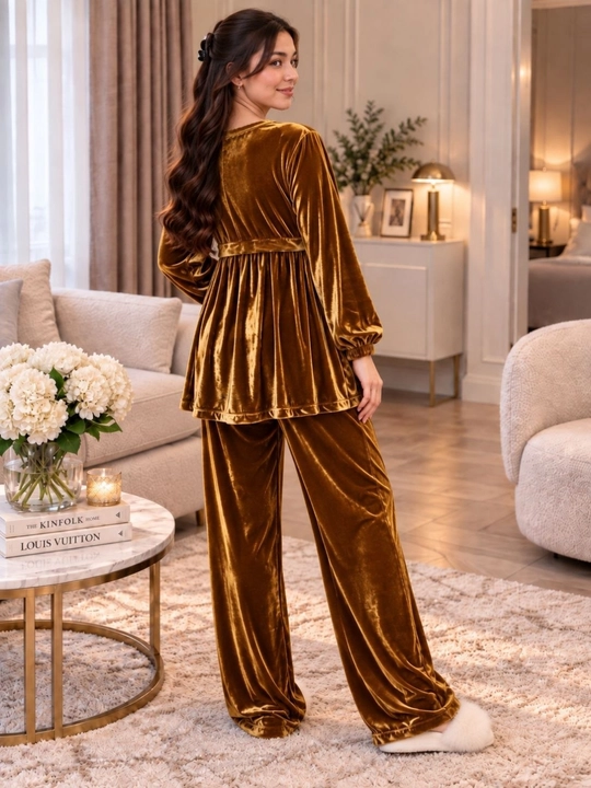 Ayollar uchun velur kostyum-dvoyka, yumshoq uy kostyumi, oversize 46–52