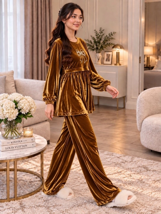 Ayollar uchun velur kostyum-dvoyka, yumshoq uy kostyumi, oversize 46–52