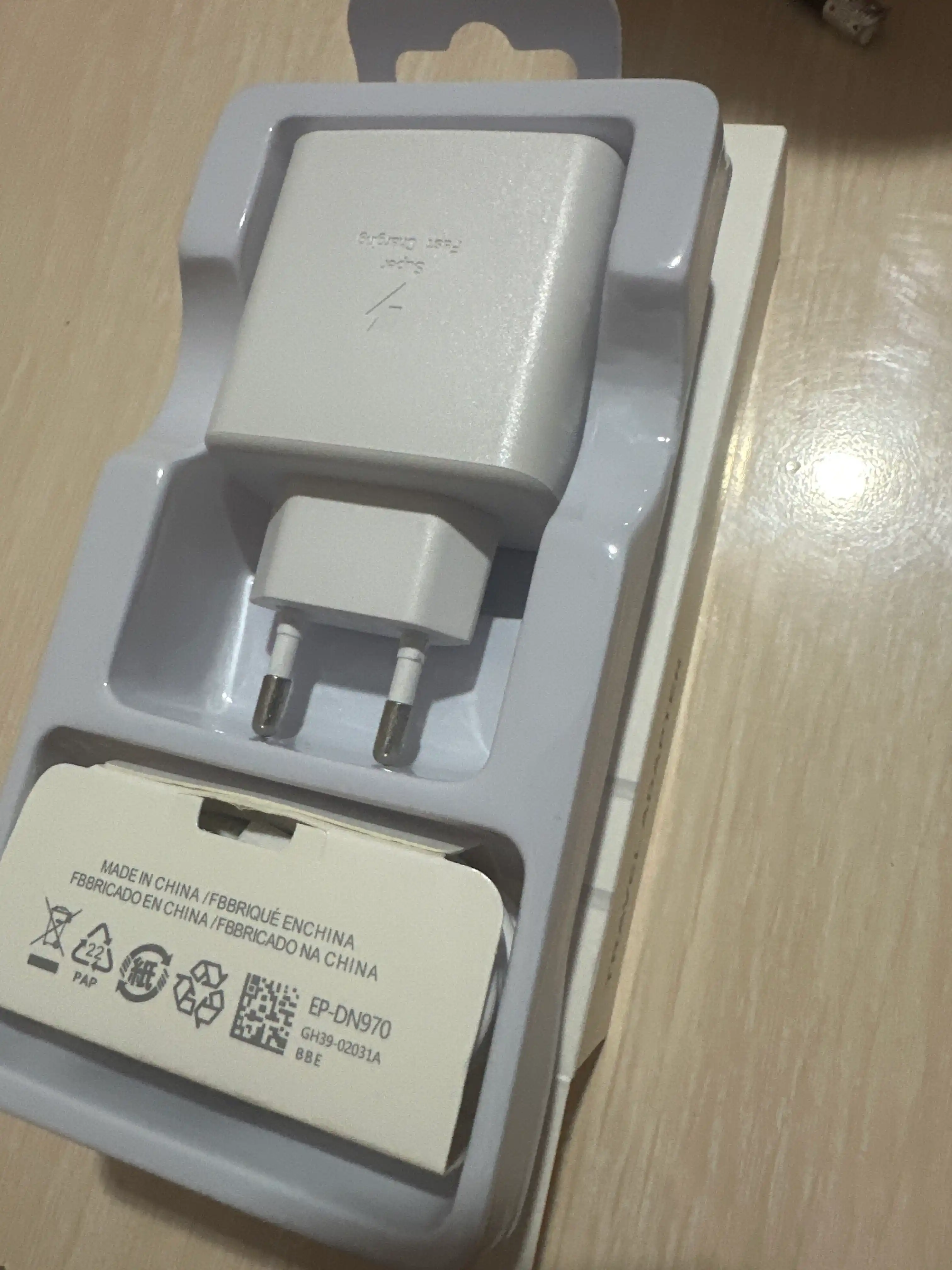 45W PD quvvatlagich + Type-C kabeli, tez quvvat oladi
