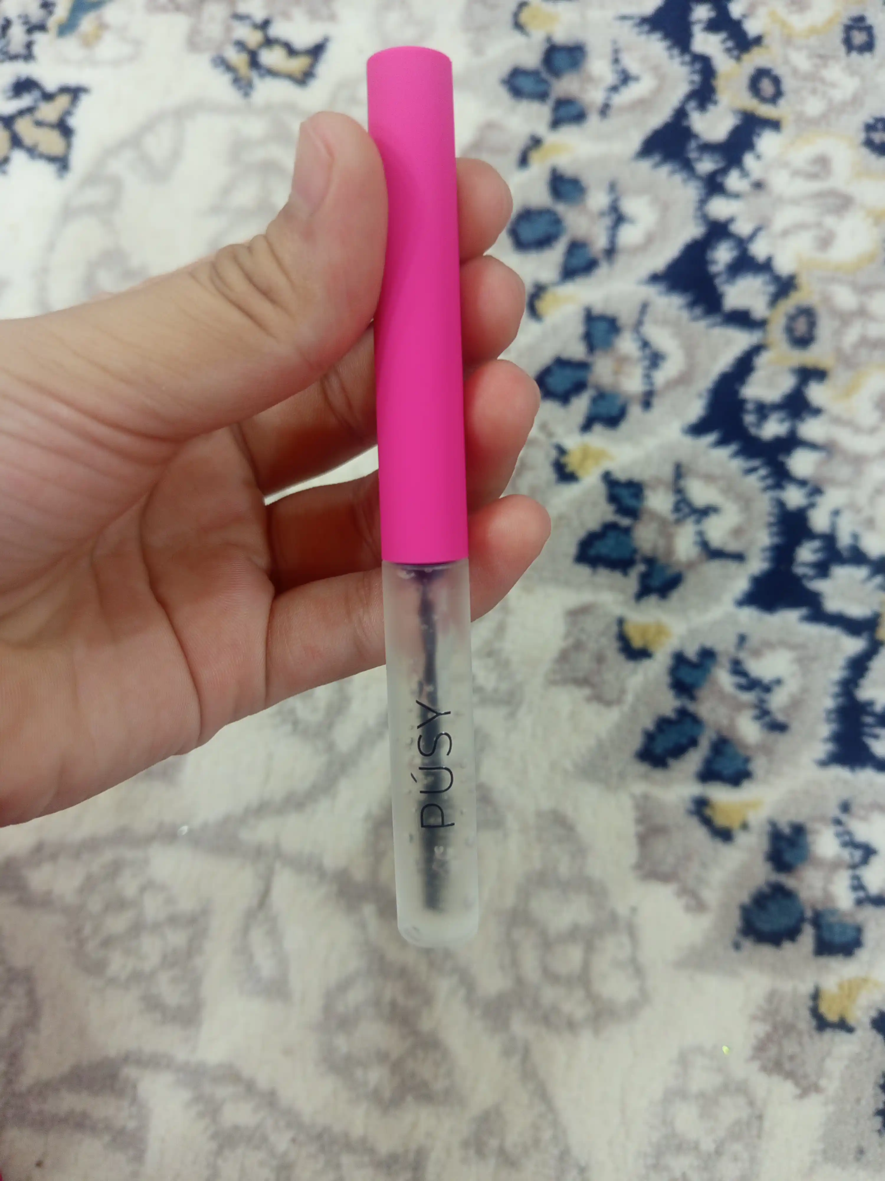 PUSY Brow Fix Gel – yengil, yotqizish va uzoq muddatli fiksatsiya, 5 ml