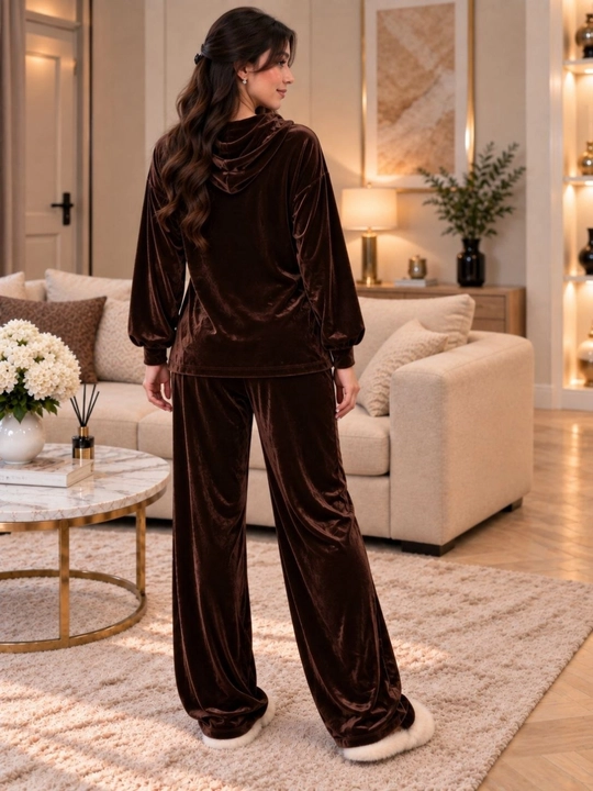 Ayollar uchun velur kostyum-dvoyka, yumshoq uy to‘plami, oversize 46–52