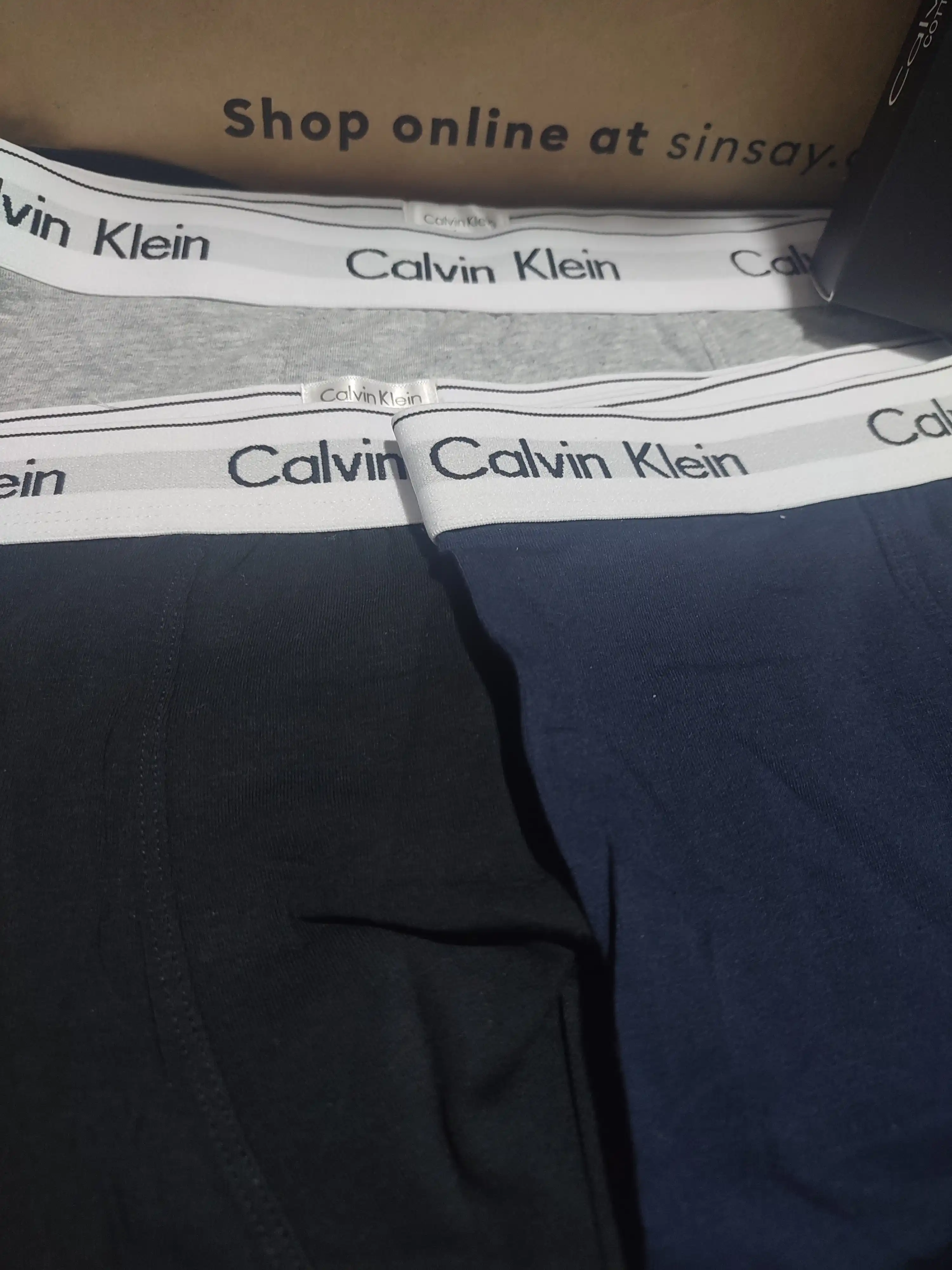 Calvin Klein erkaklar trusiklari, 3 donalik to‘plam bokserlar, sovg‘a qutisida, 93% paxta