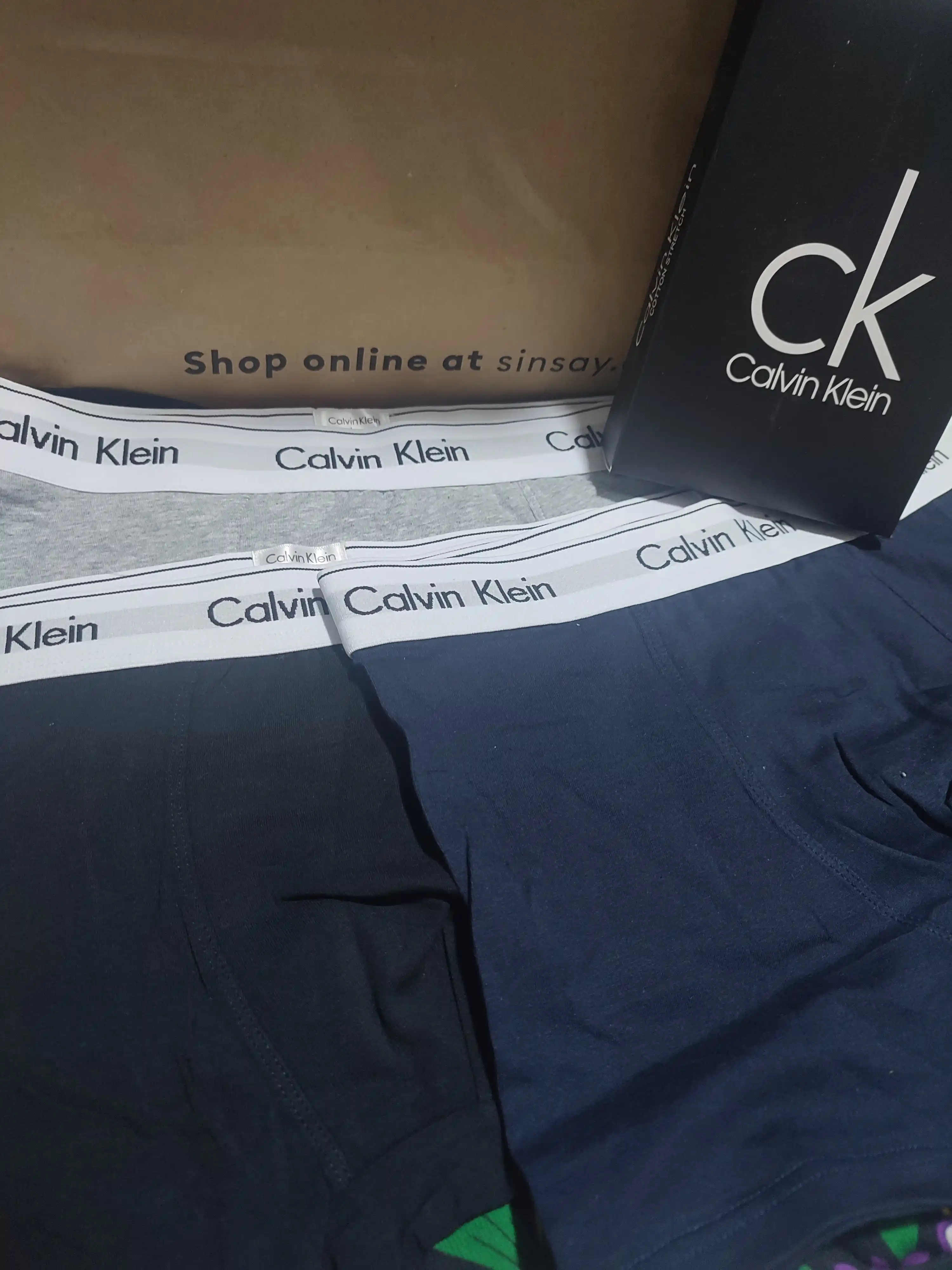 Calvin Klein erkaklar trusiklari, 3 donalik to‘plam bokserlar, sovg‘a qutisida, 93% paxta