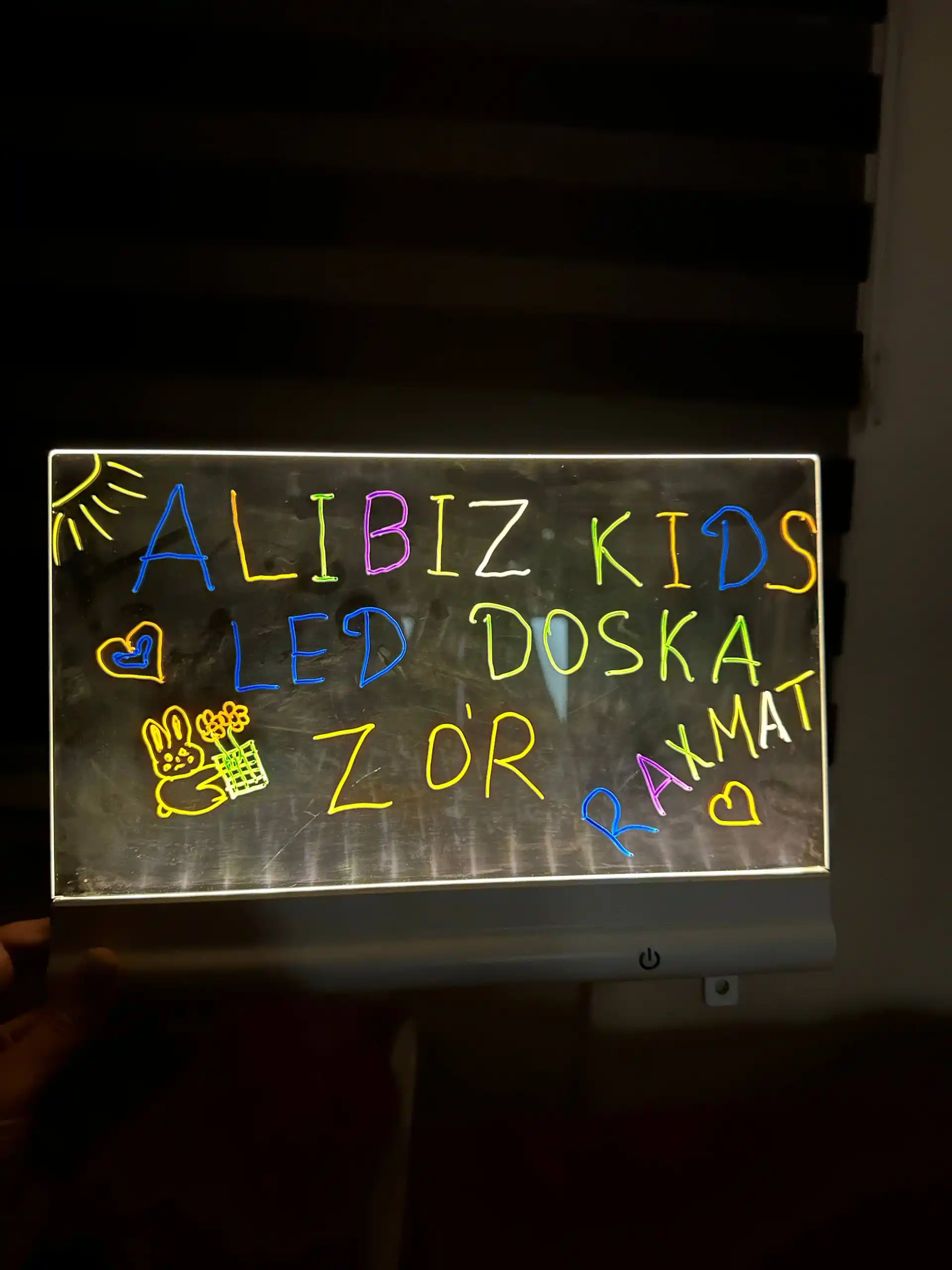 Bolalar uchun LED yoritiladigan yozuv doskasi zamonaviy xabar va rasm chizish uchun ekran