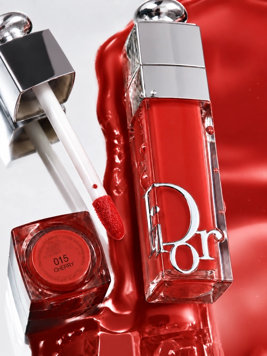 Dior Addict Lip Maximizer красный блеск для губ, глянцевый финиш, эффект объёма, 6 мл