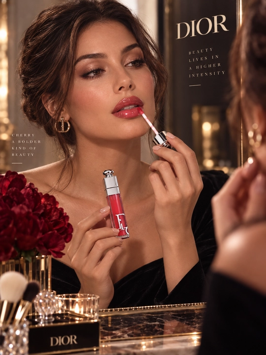 Dior Addict Lip Maximizer красный блеск для губ, глянцевый финиш, эффект объёма, 6 мл